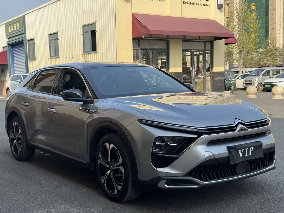 Citroën Versailles C5 X