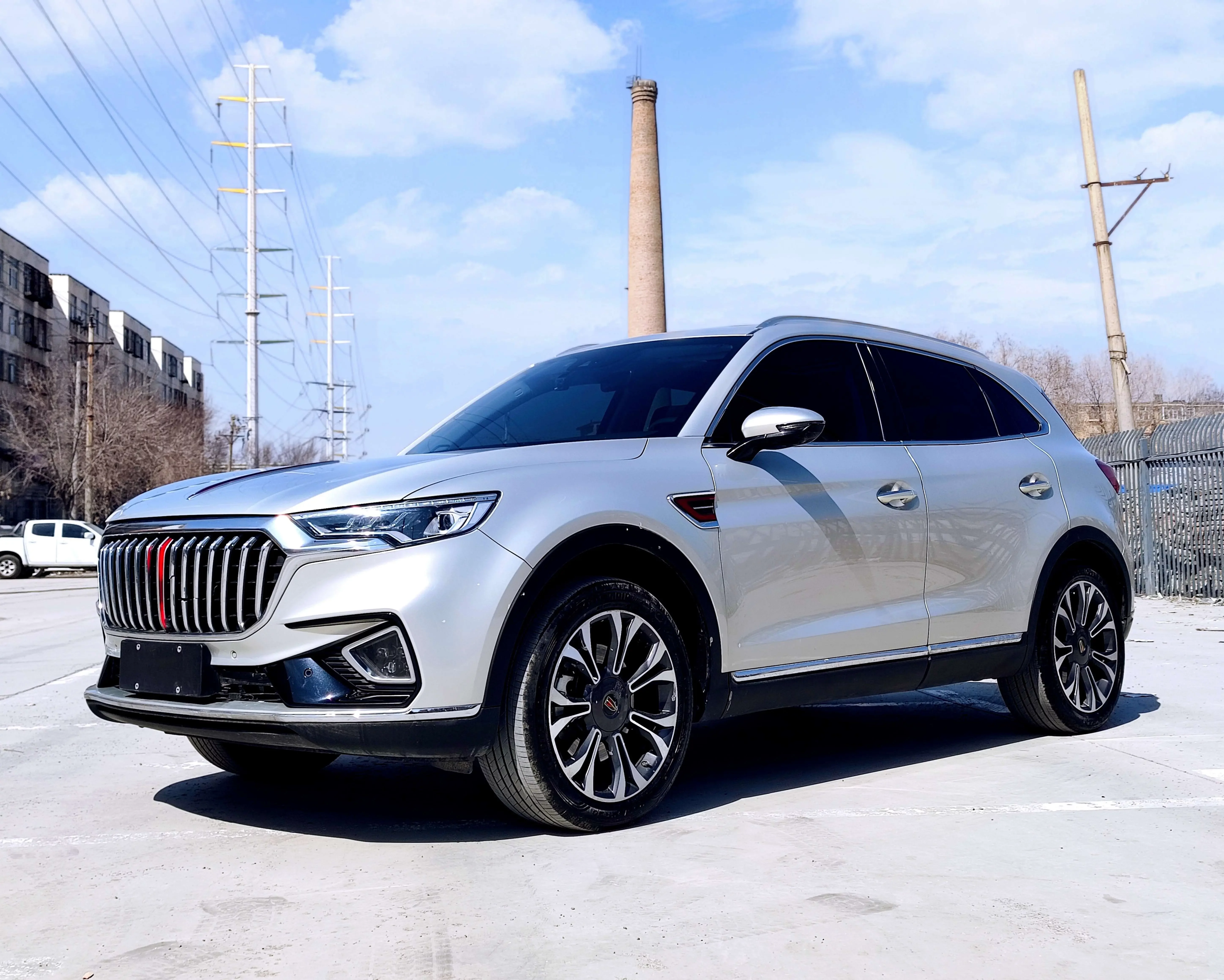 Hongqi HS5