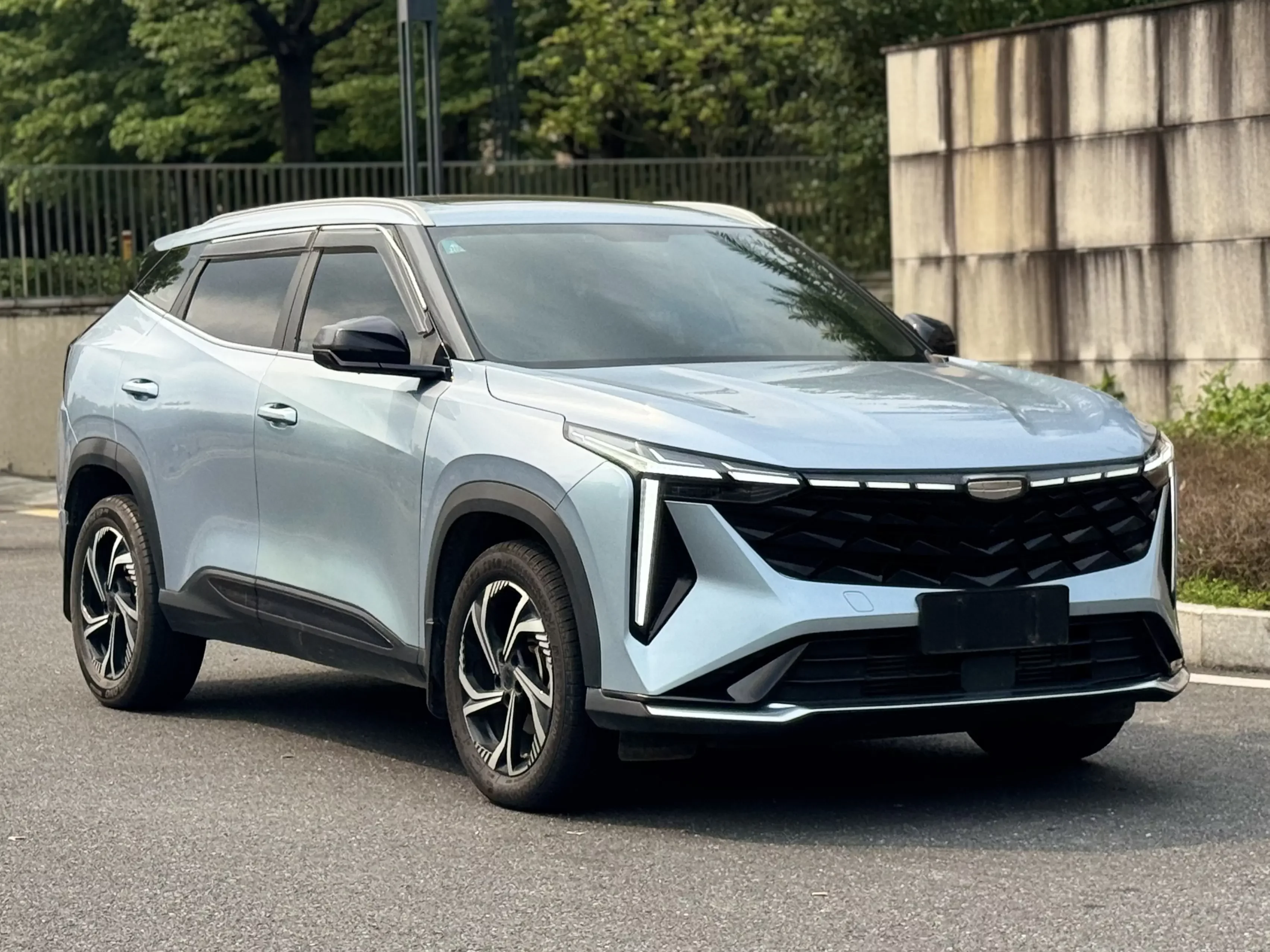 Geely Atlas