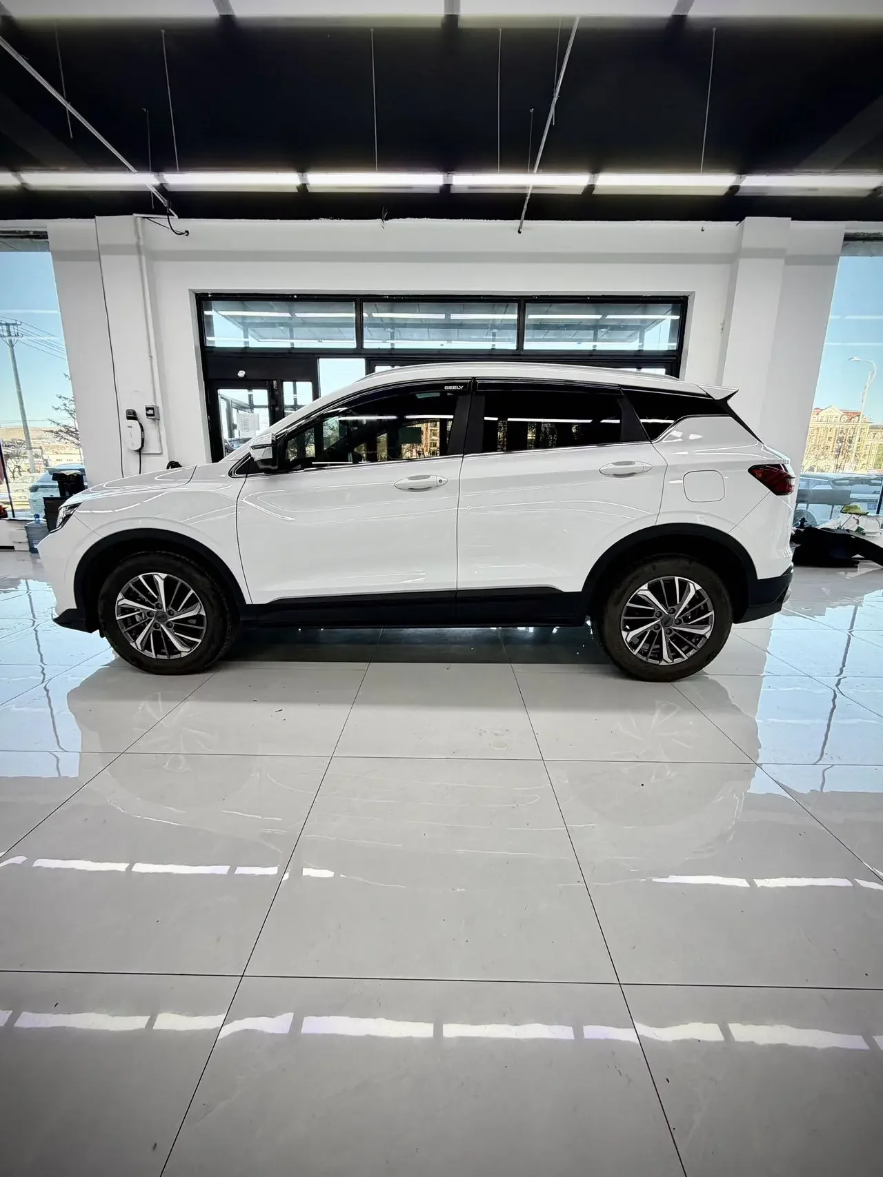 Geely Coolray SX11