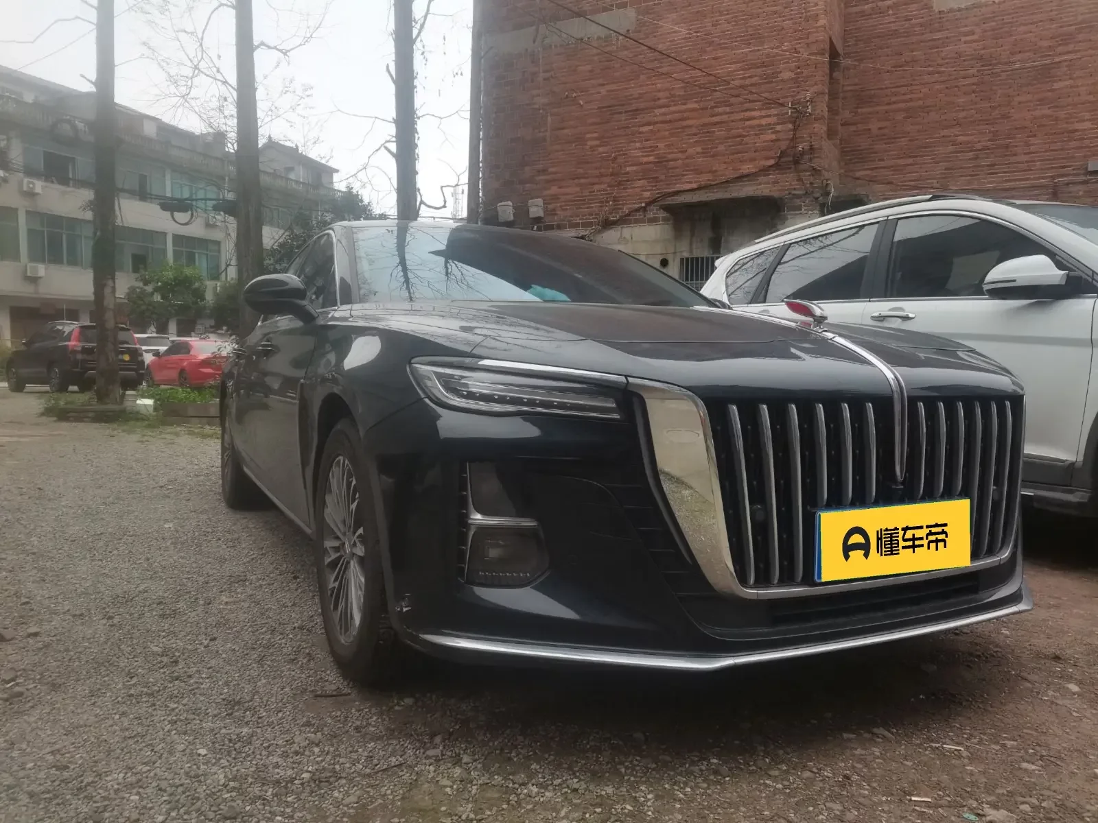 Hongqi H5