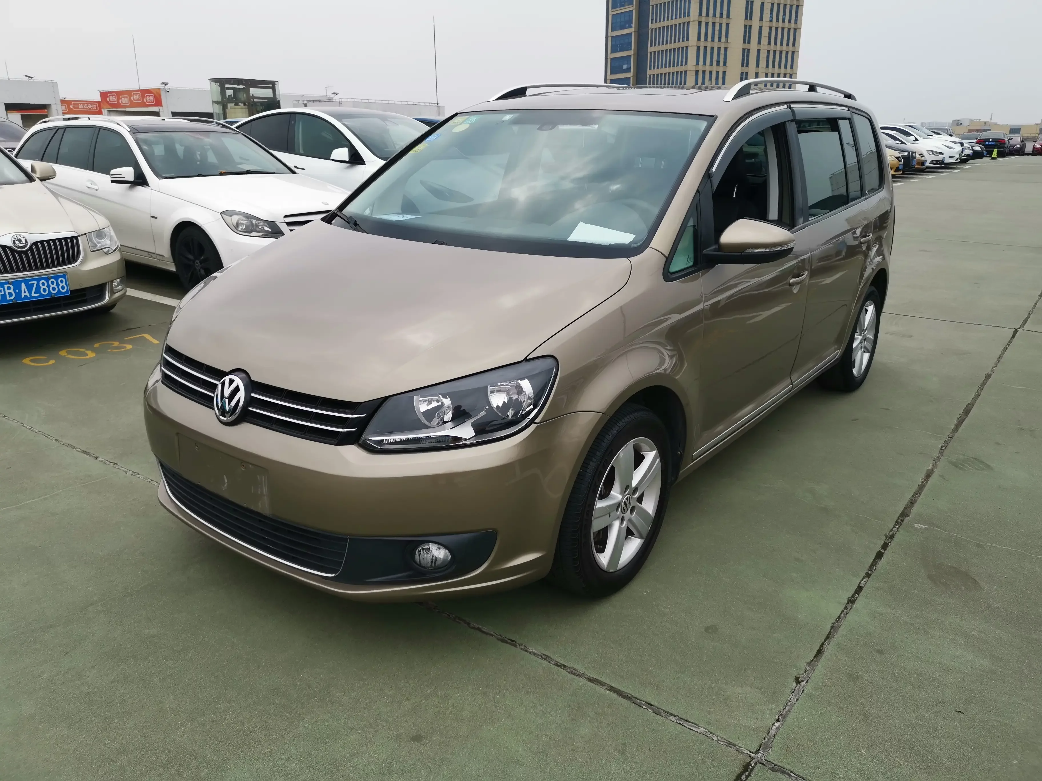 Volkswagen Touran