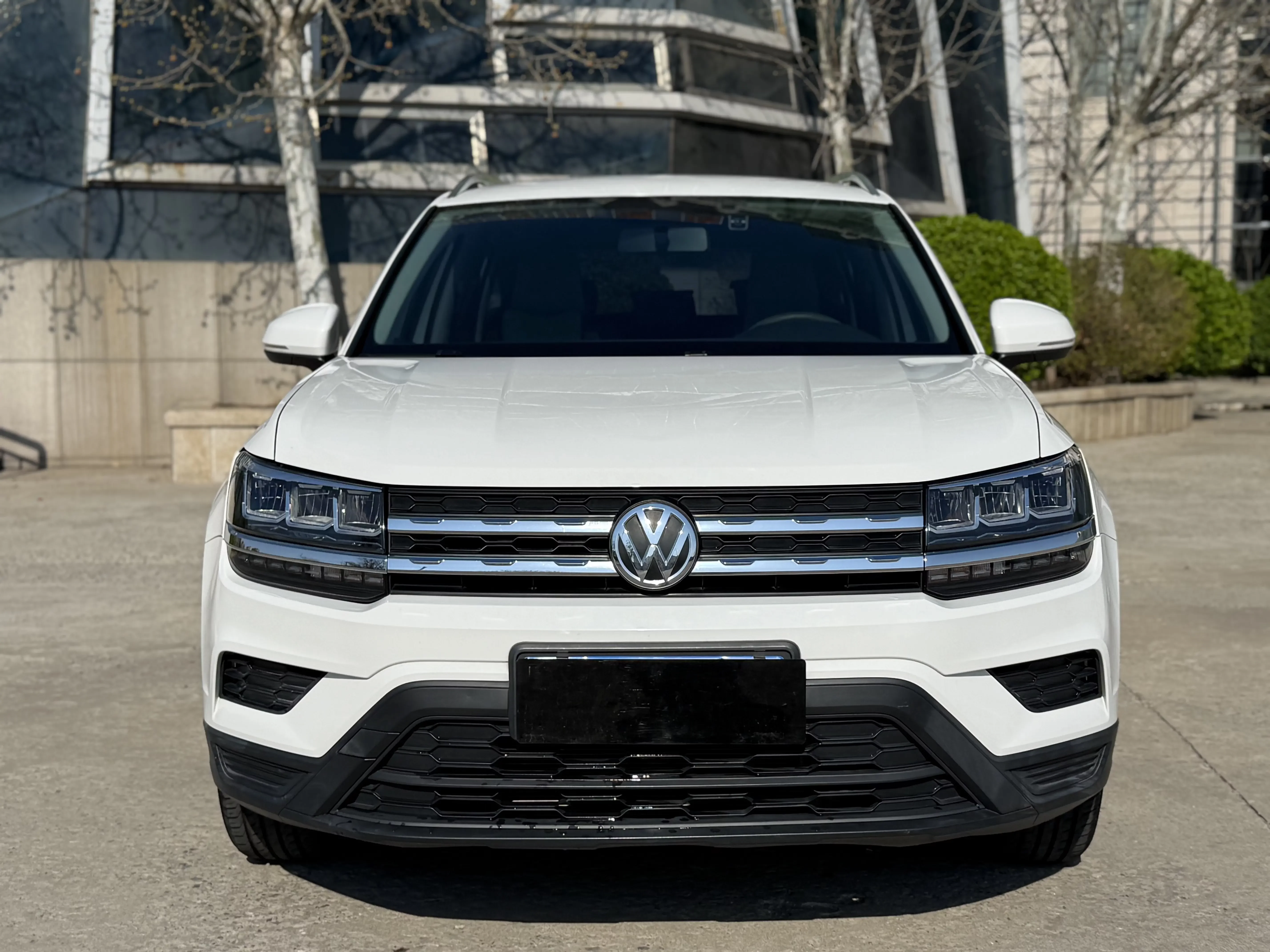 Volkswagen Tharu