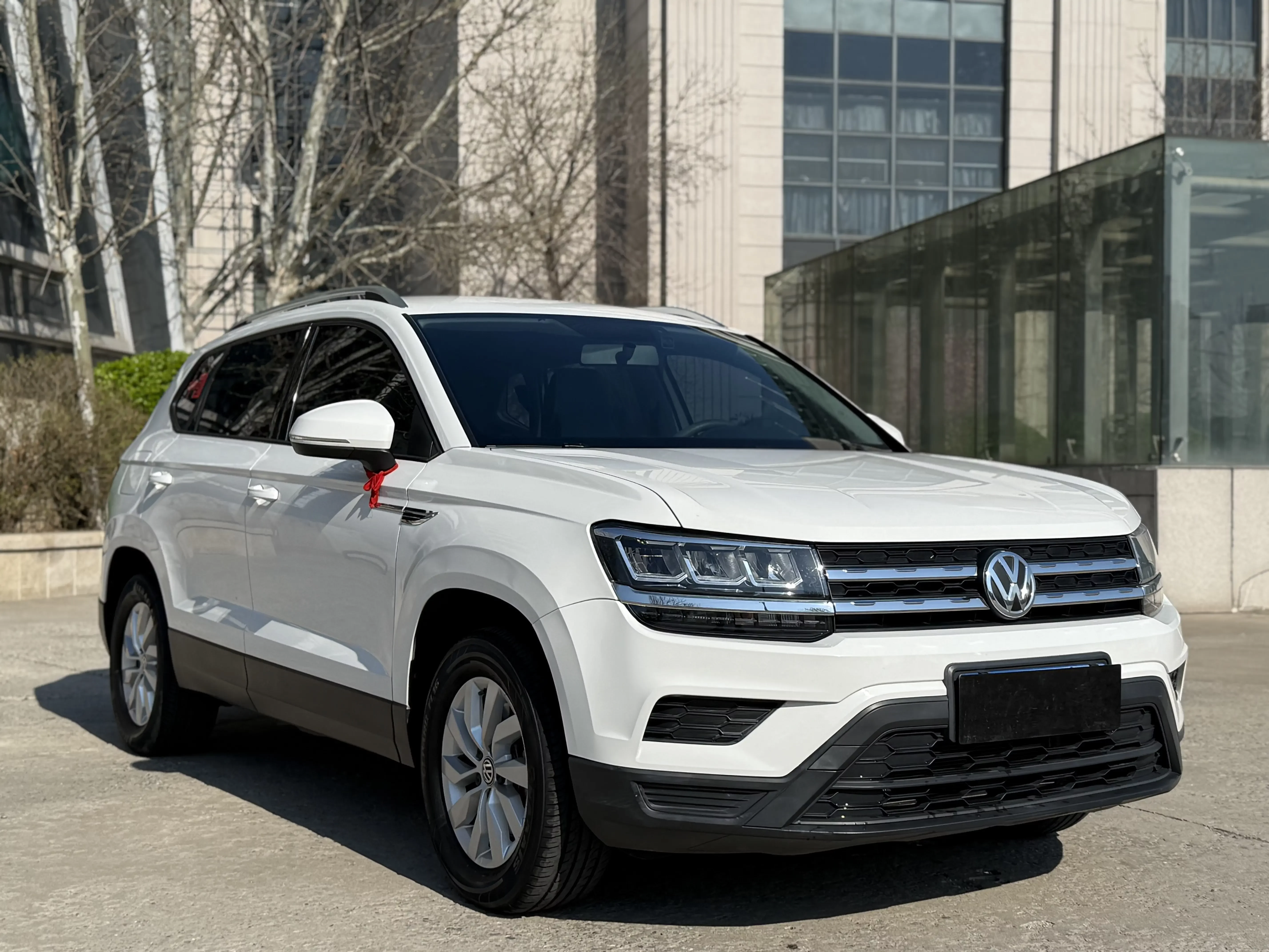 Volkswagen Tharu