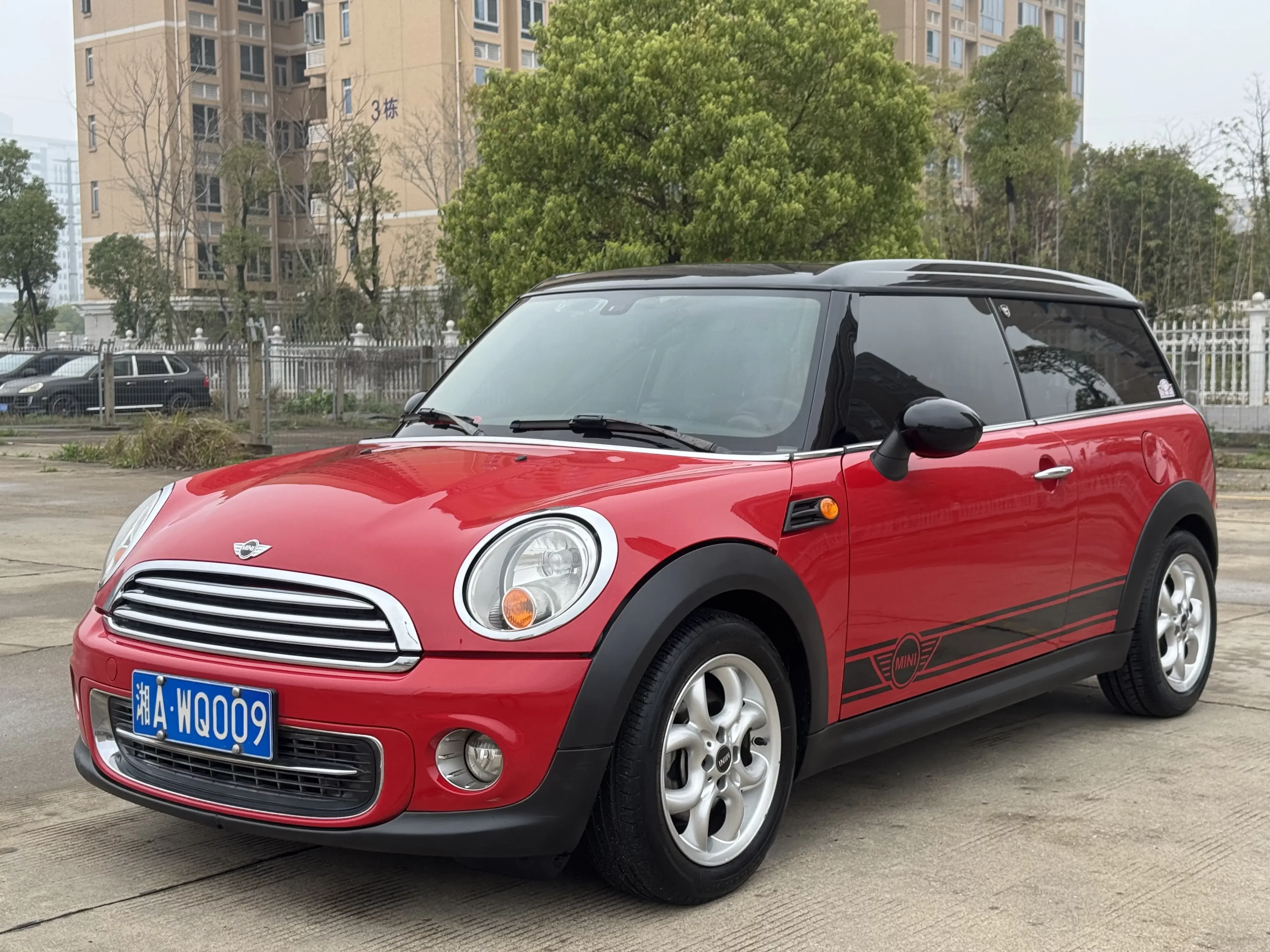 MINI CLUBMAN
