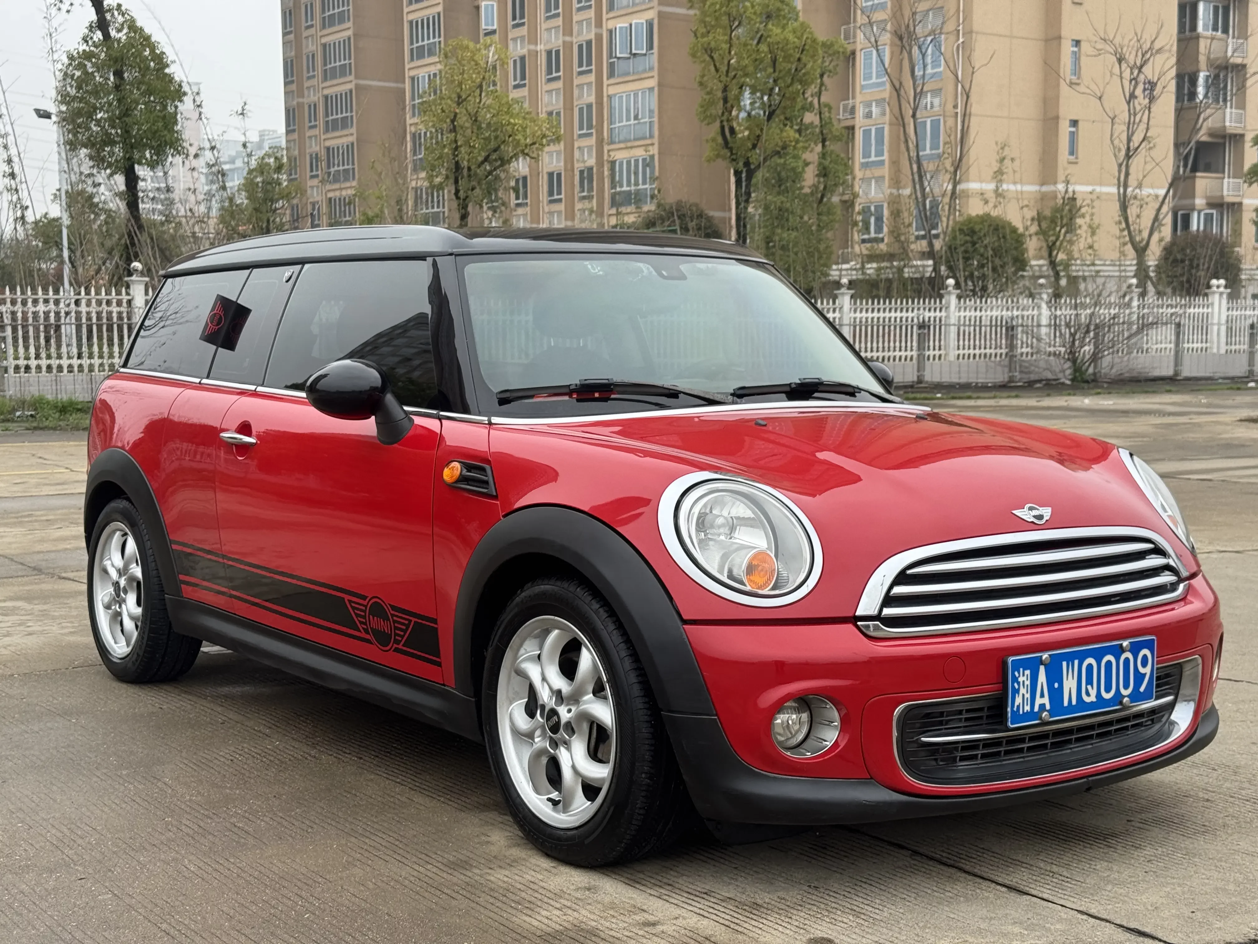 MINI CLUBMAN