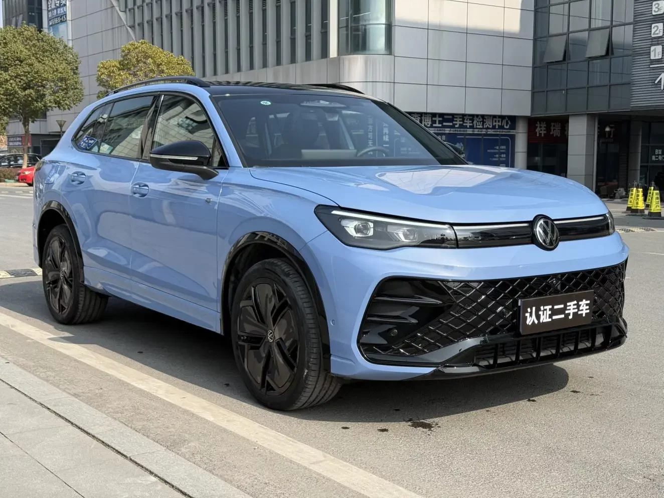Volkswagen Tiguan L