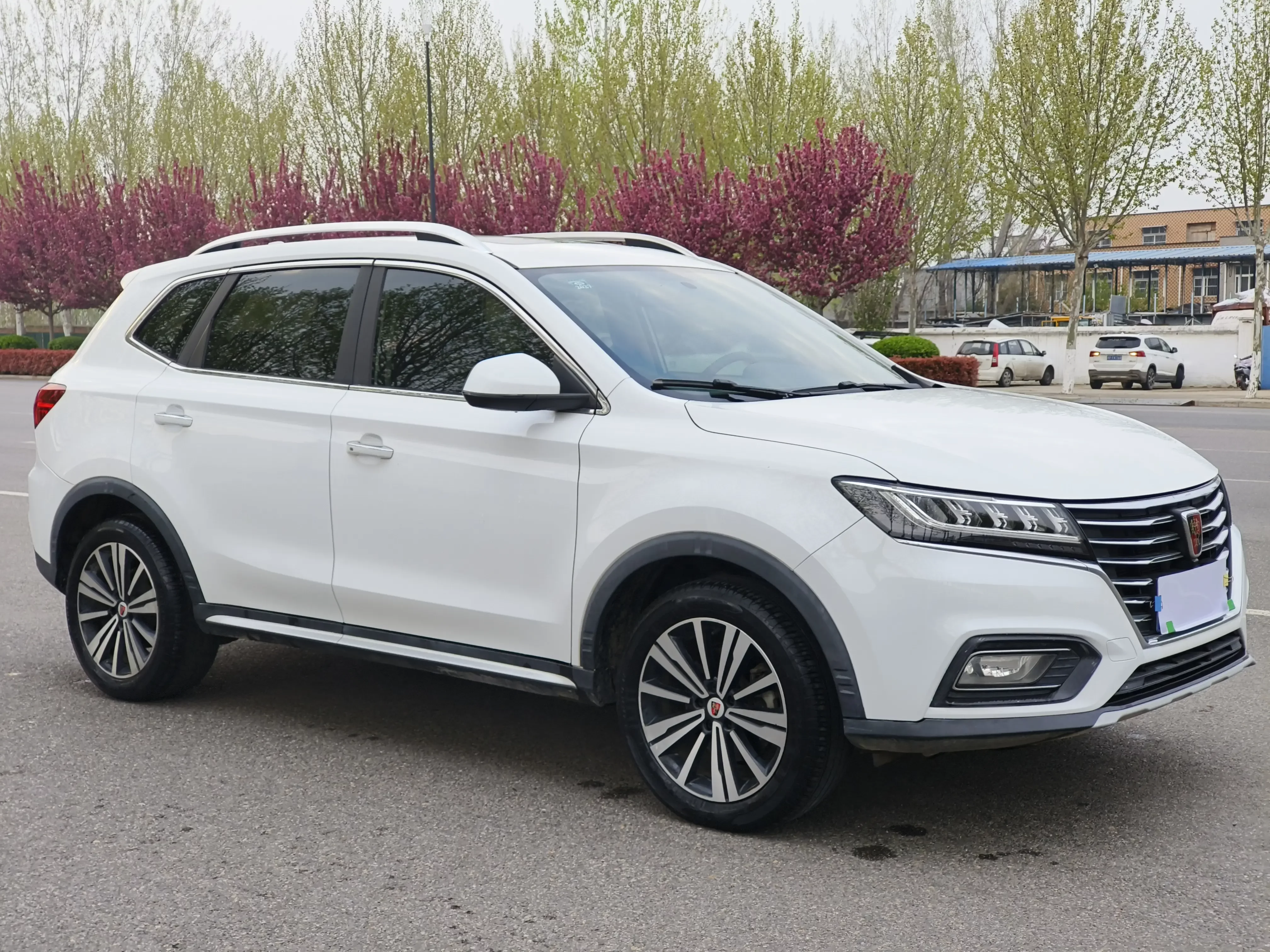 Roewe RX5