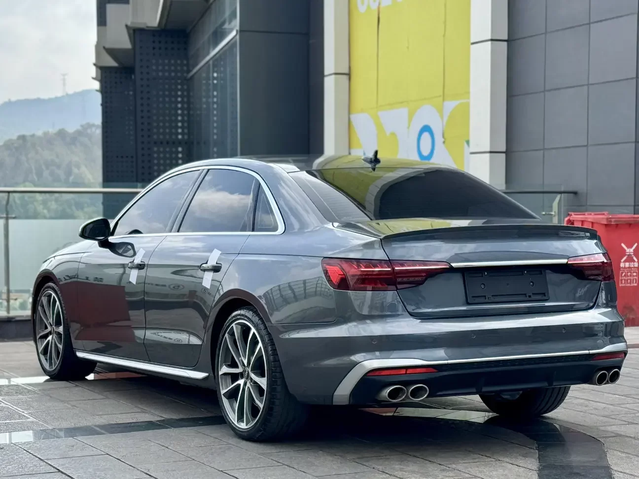 Audi S4