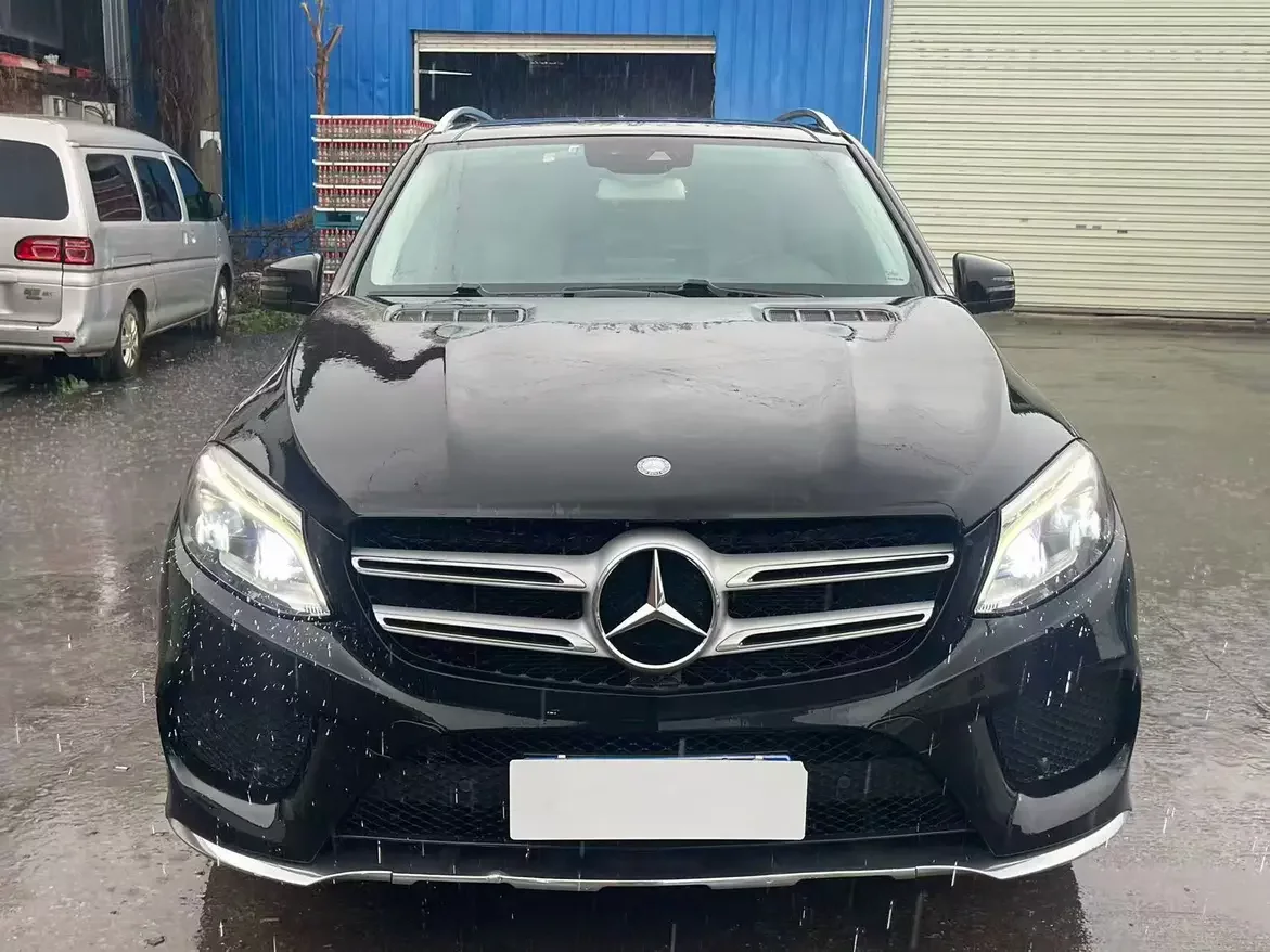 Mercedes-Benz GLE (Imported)