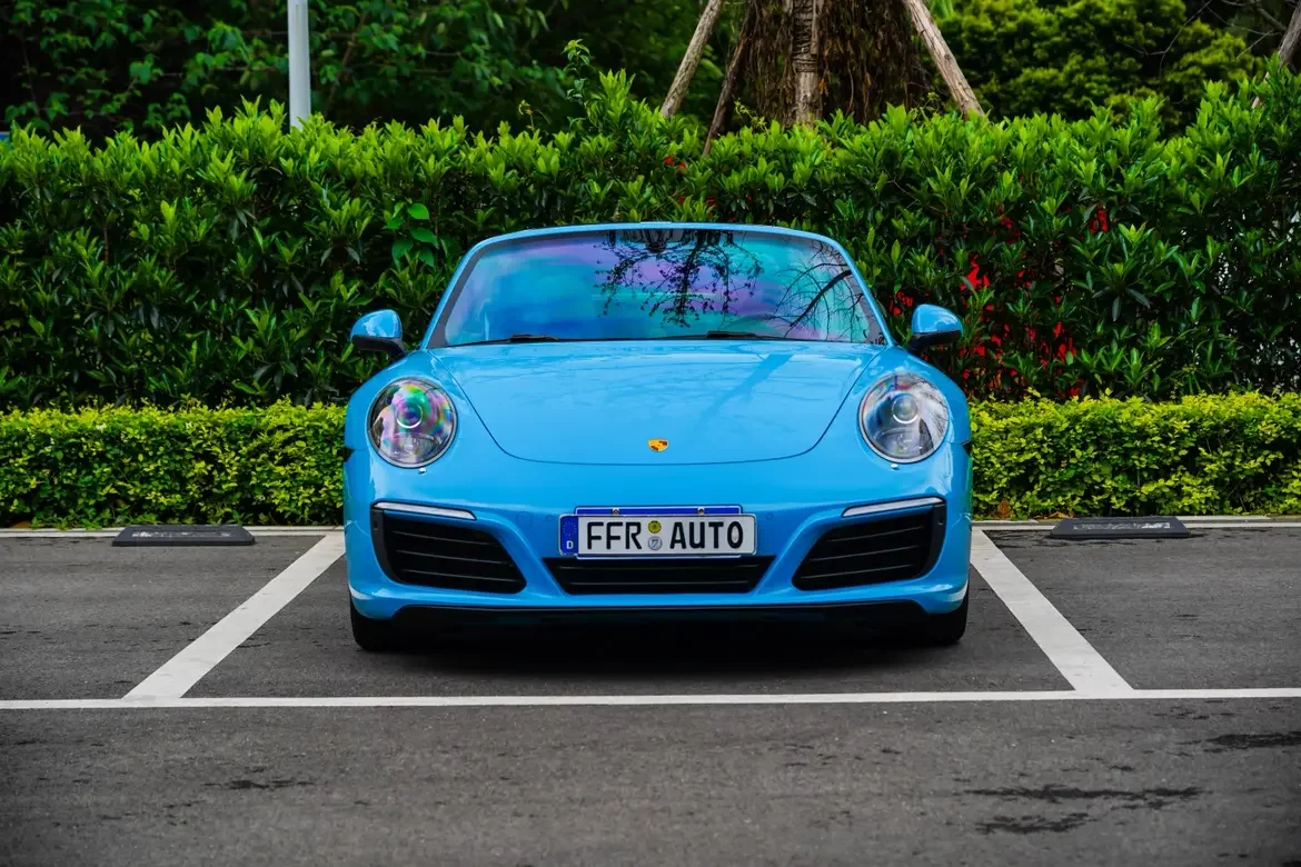 Porsche 911