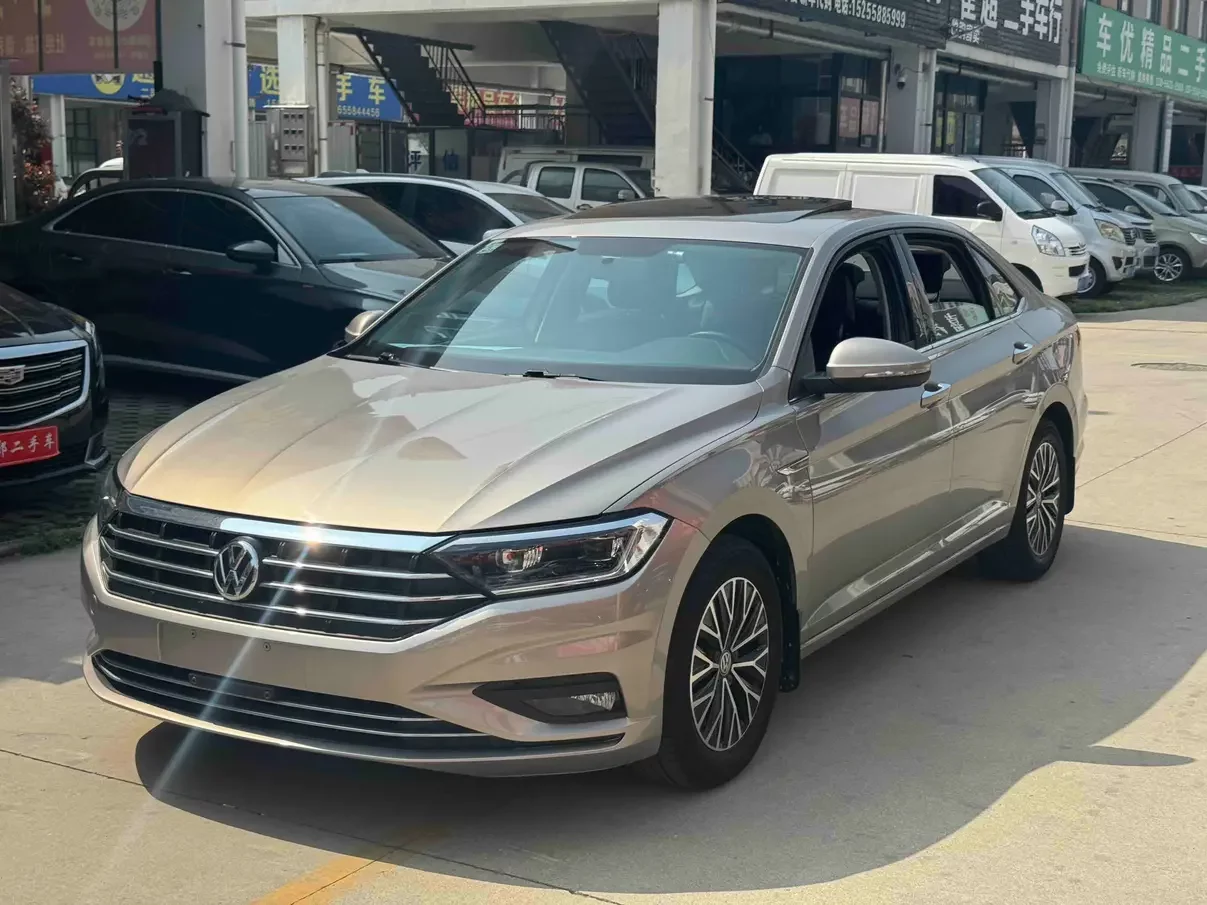 Volkswagen Sagitar
