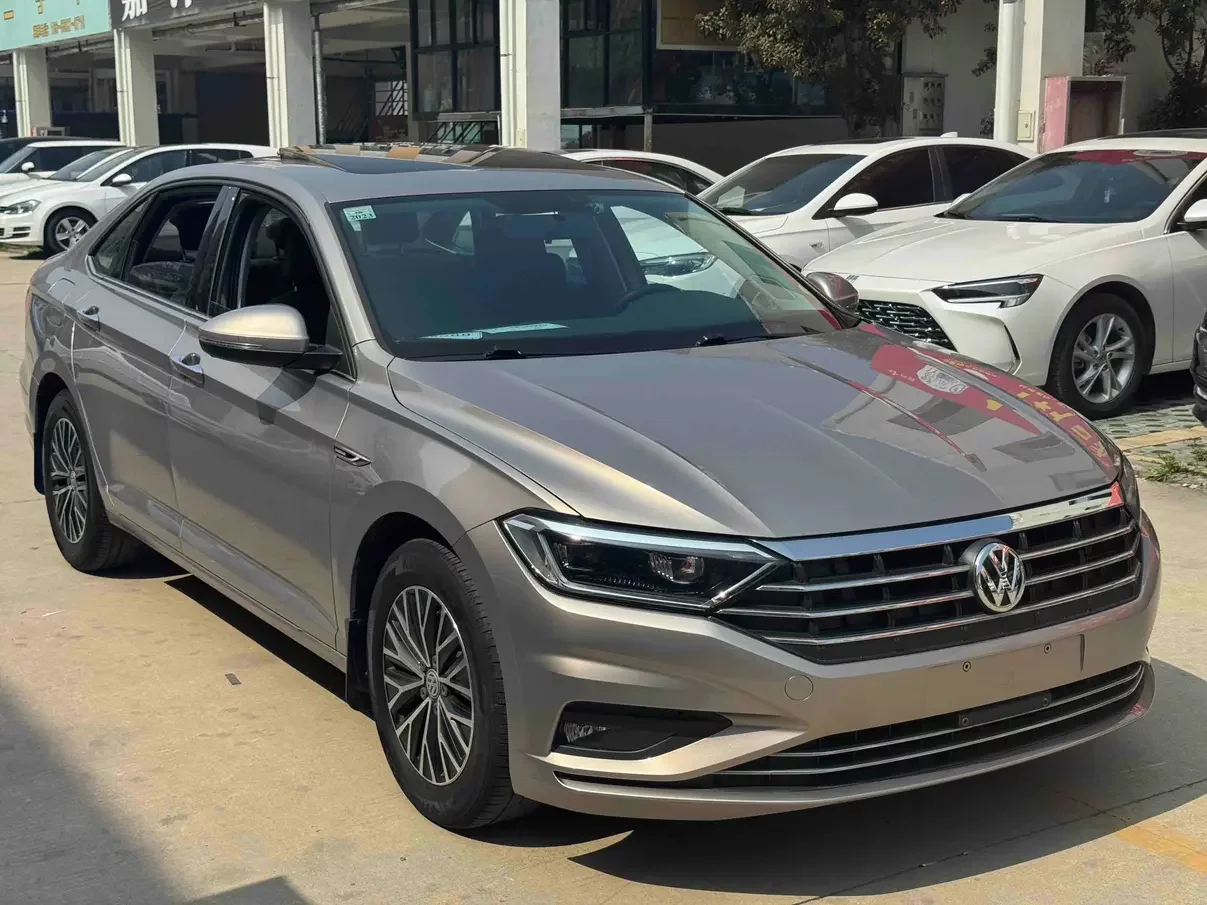 Volkswagen Sagitar