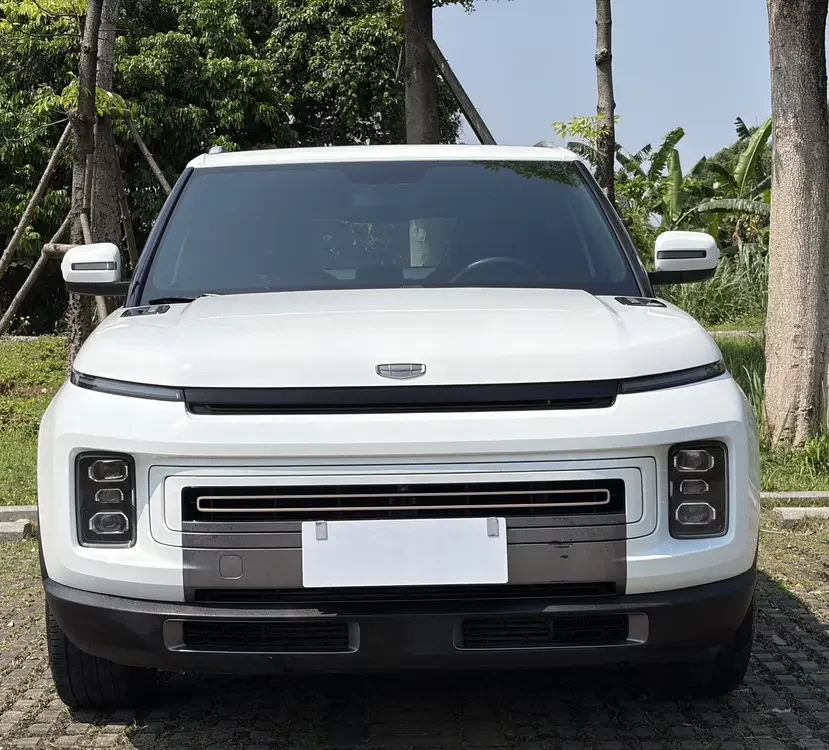 Geely ICON