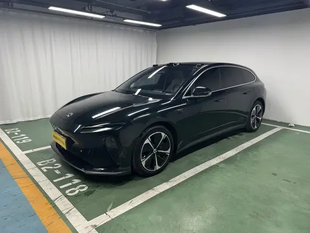 NIO ET5T  из Китая