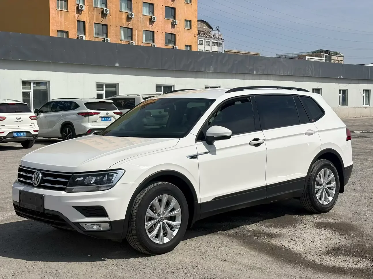 Volkswagen Tiguan L