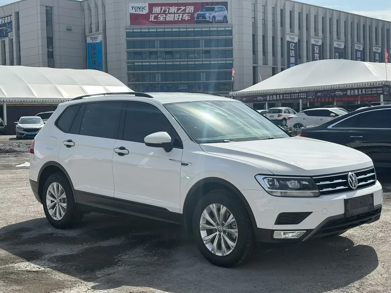 Volkswagen Tiguan L