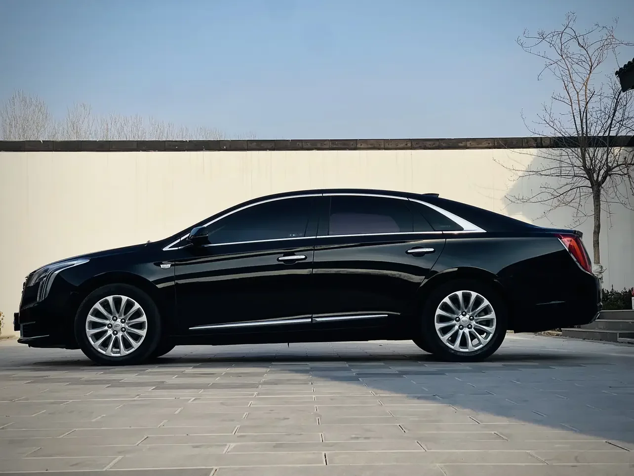 Cadillac XTS