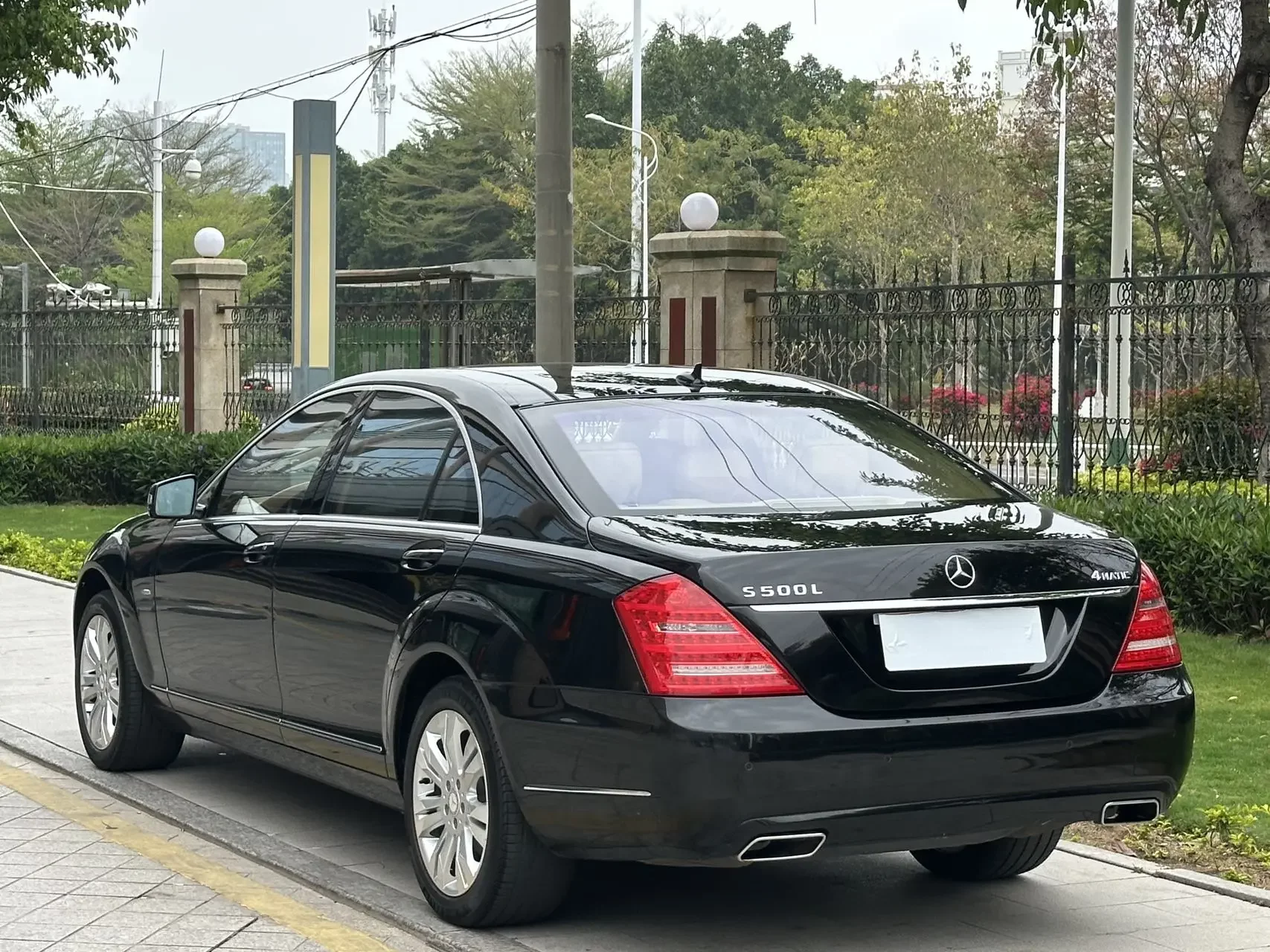 Mercedes-Benz S Class