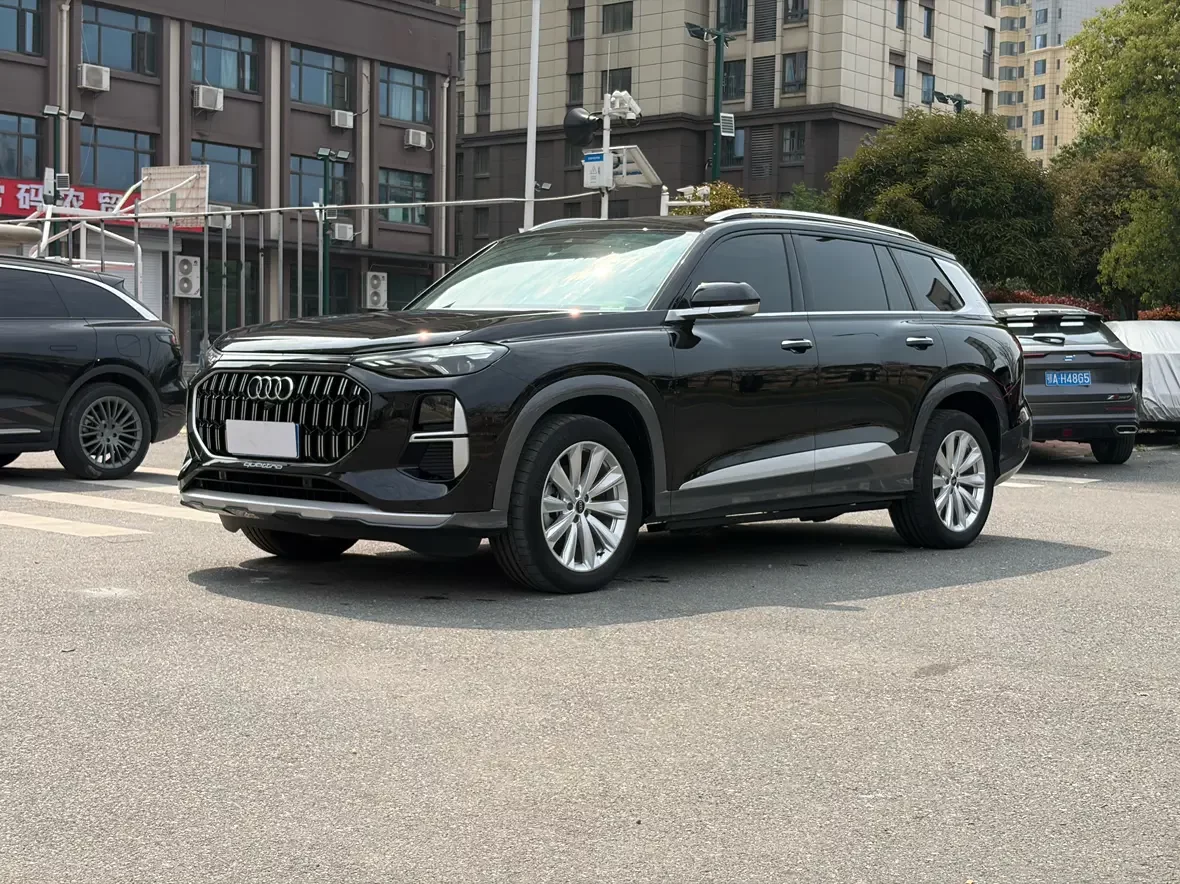Audi Q6