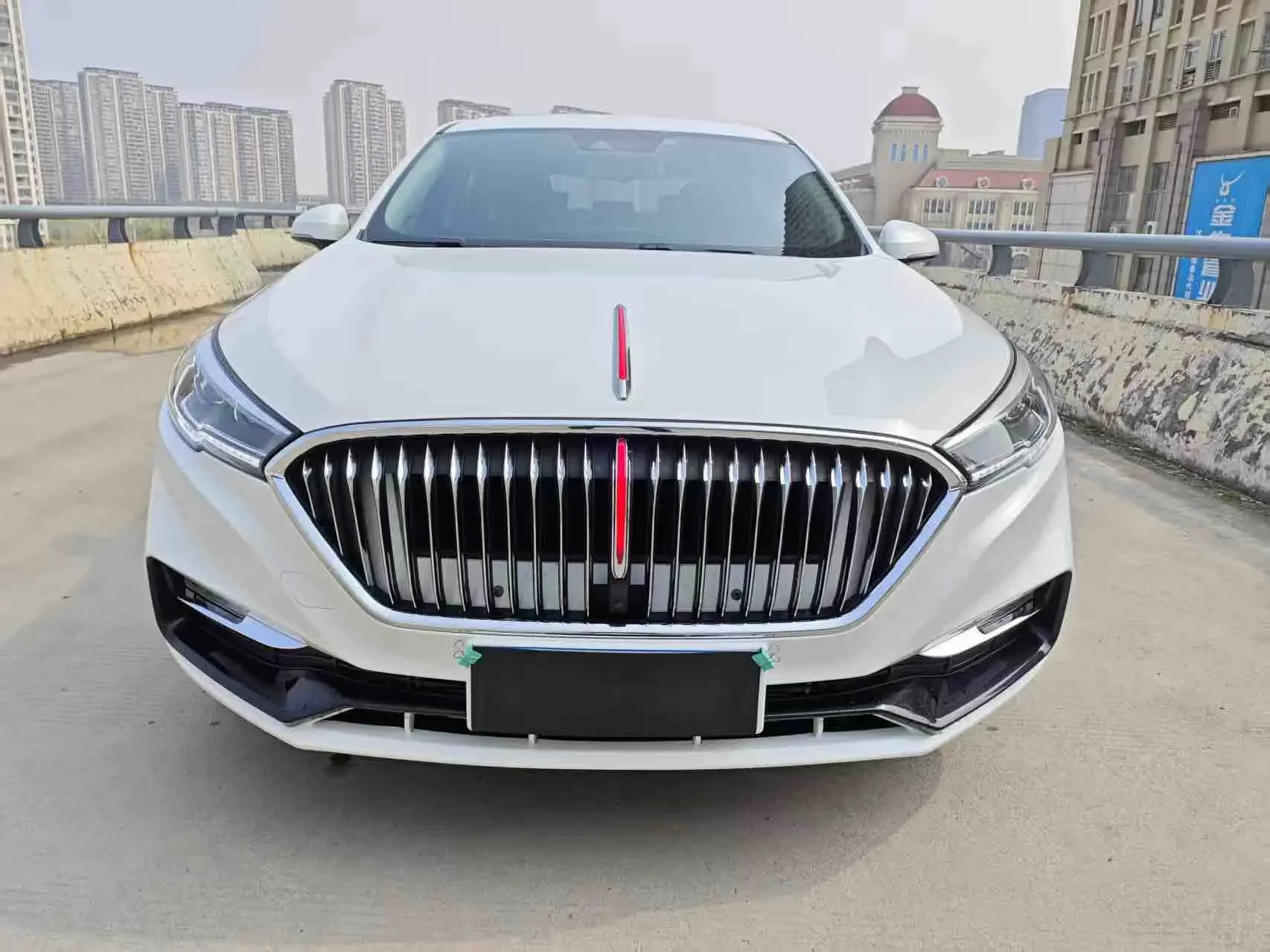 Hongqi H5 classic