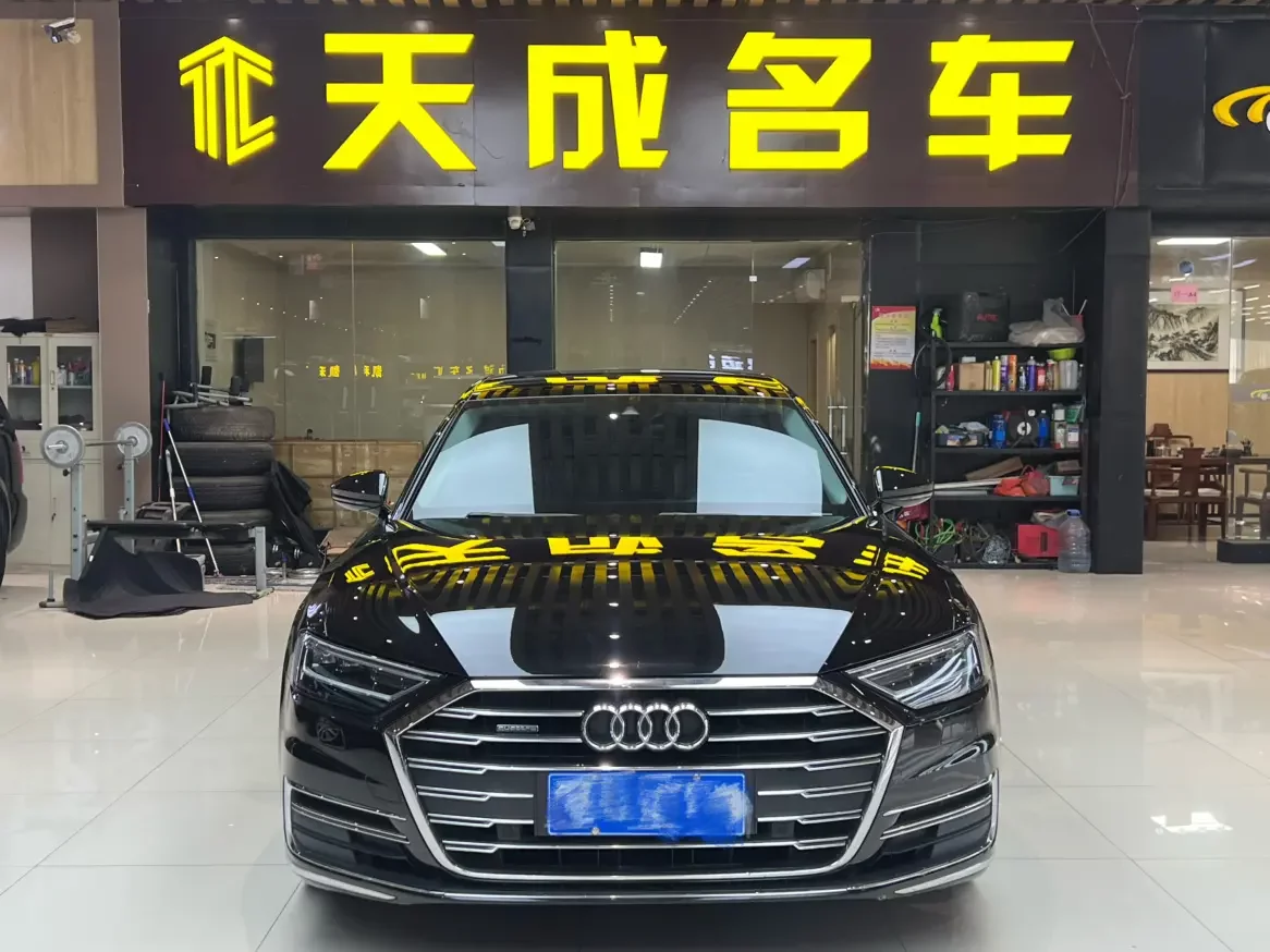 Audi A8