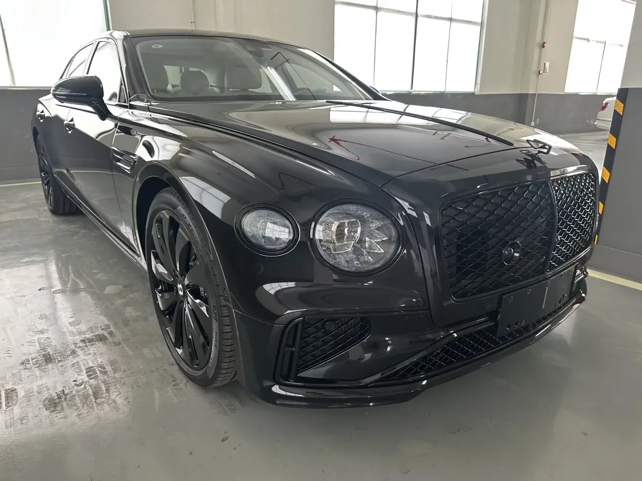 Bentley Flying Spur PHEV