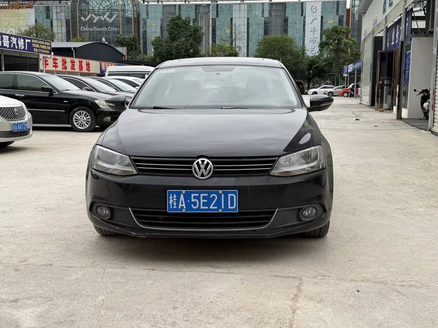 Volkswagen Sagitar