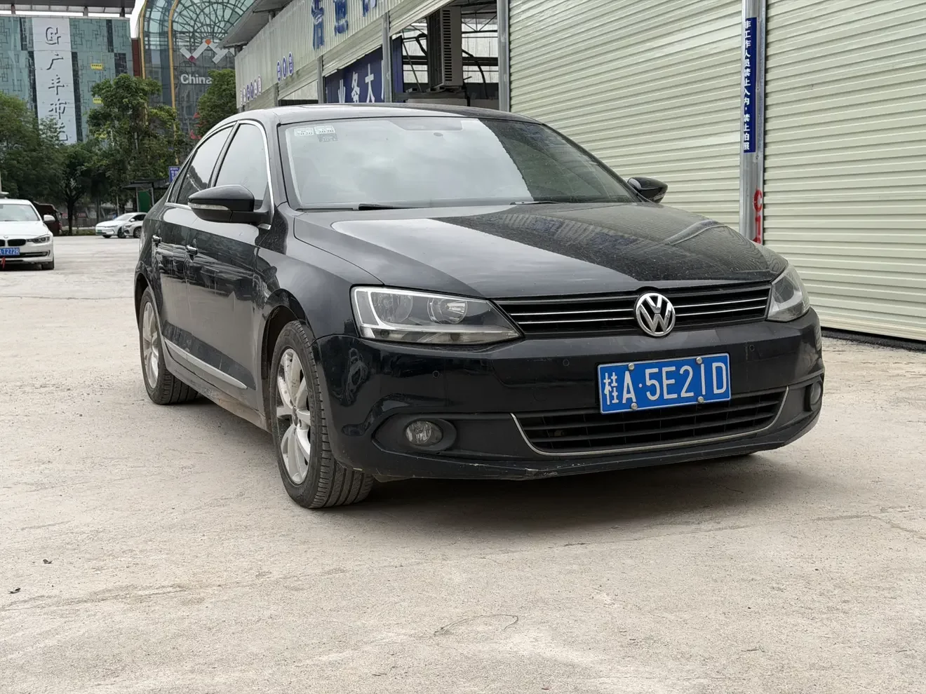 Volkswagen Sagitar