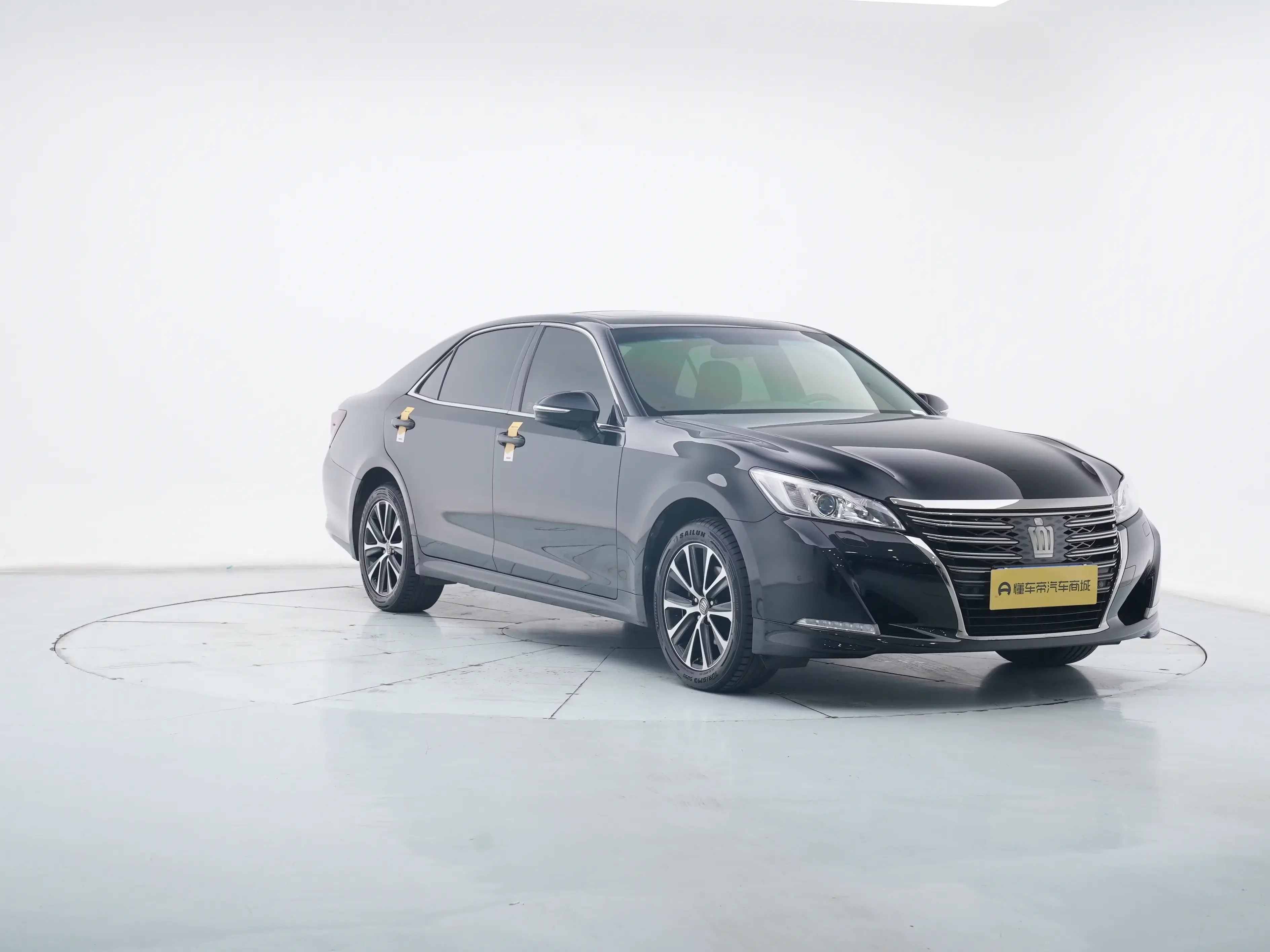 Toyota crown