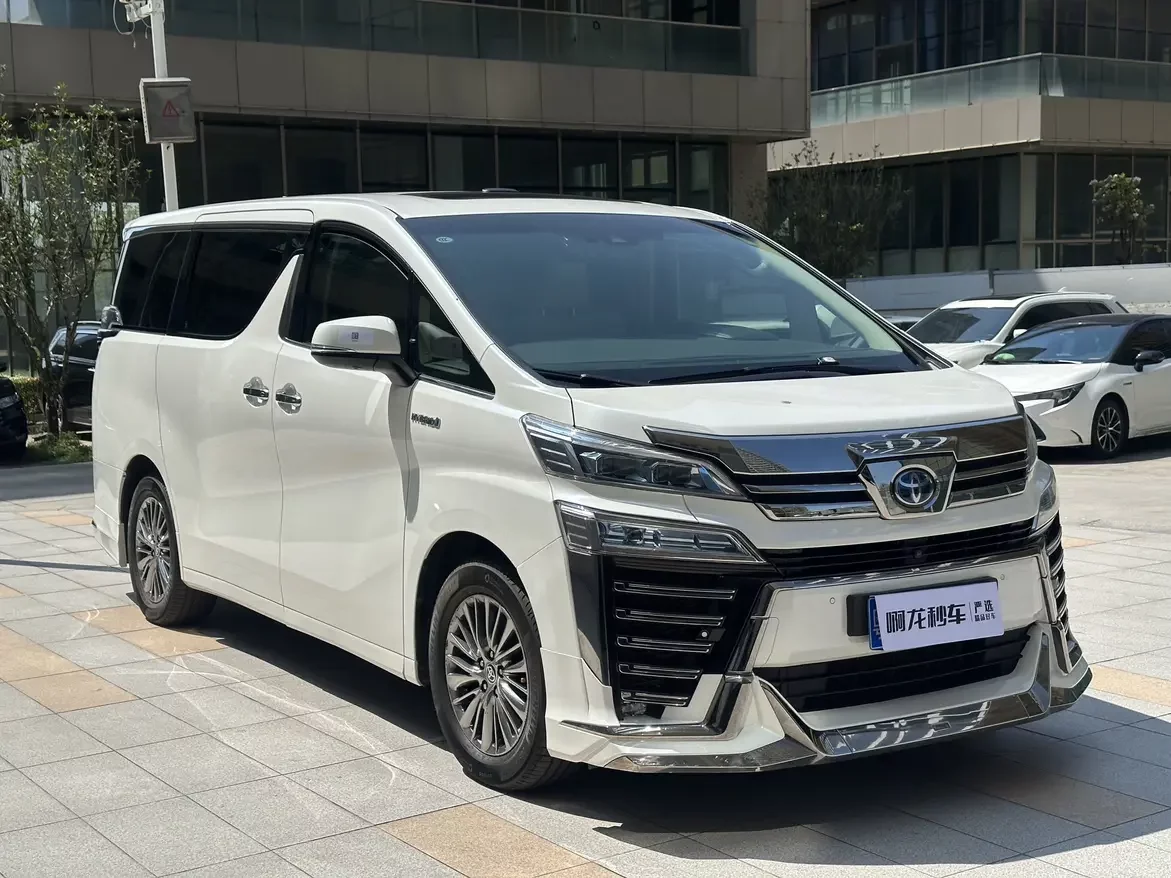 Toyota Crown Wellfire