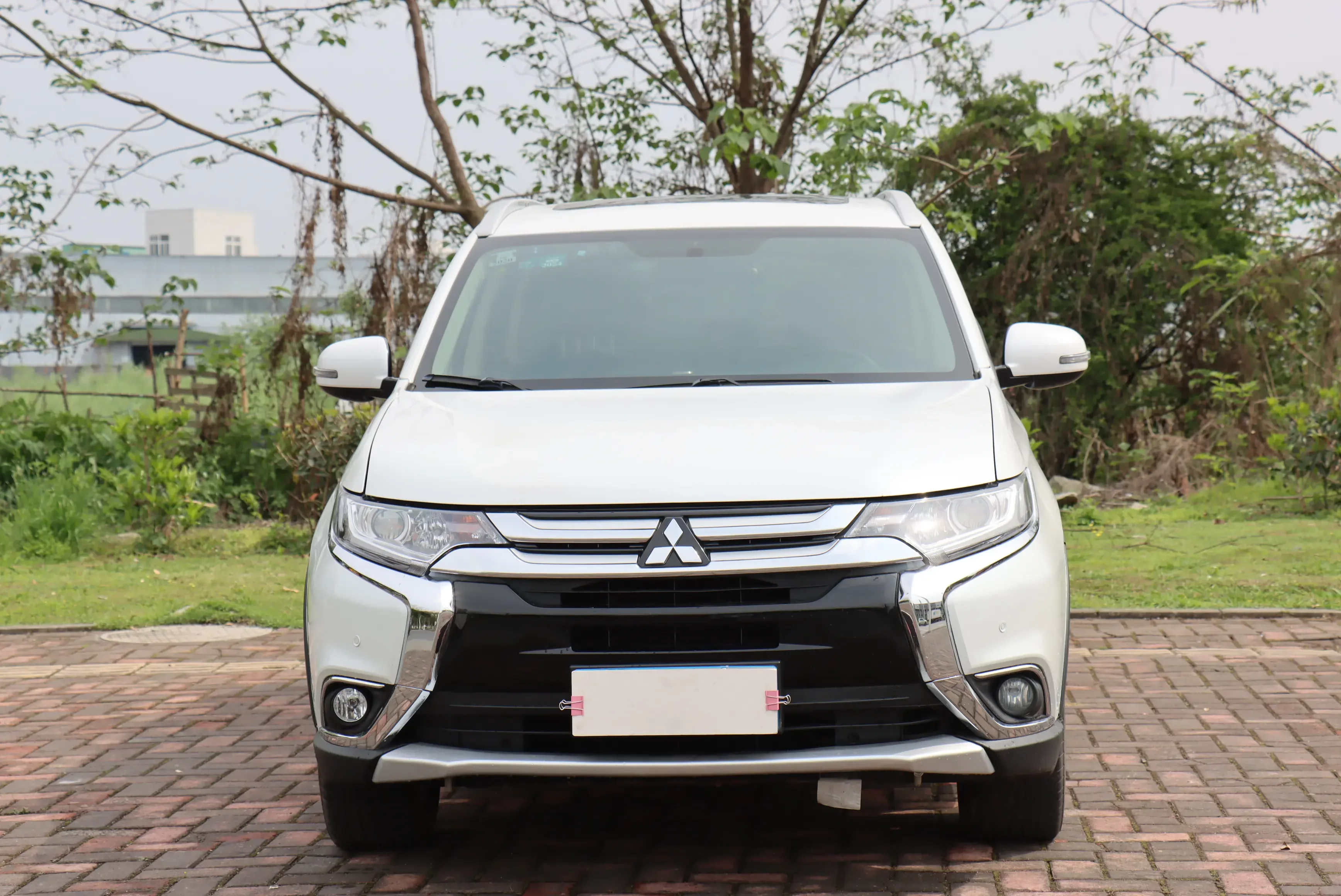 Mitsubishi Outlander  из Китая