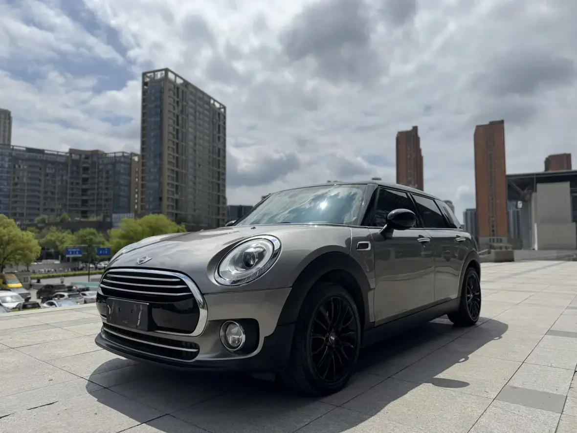 MINI CLUBMAN