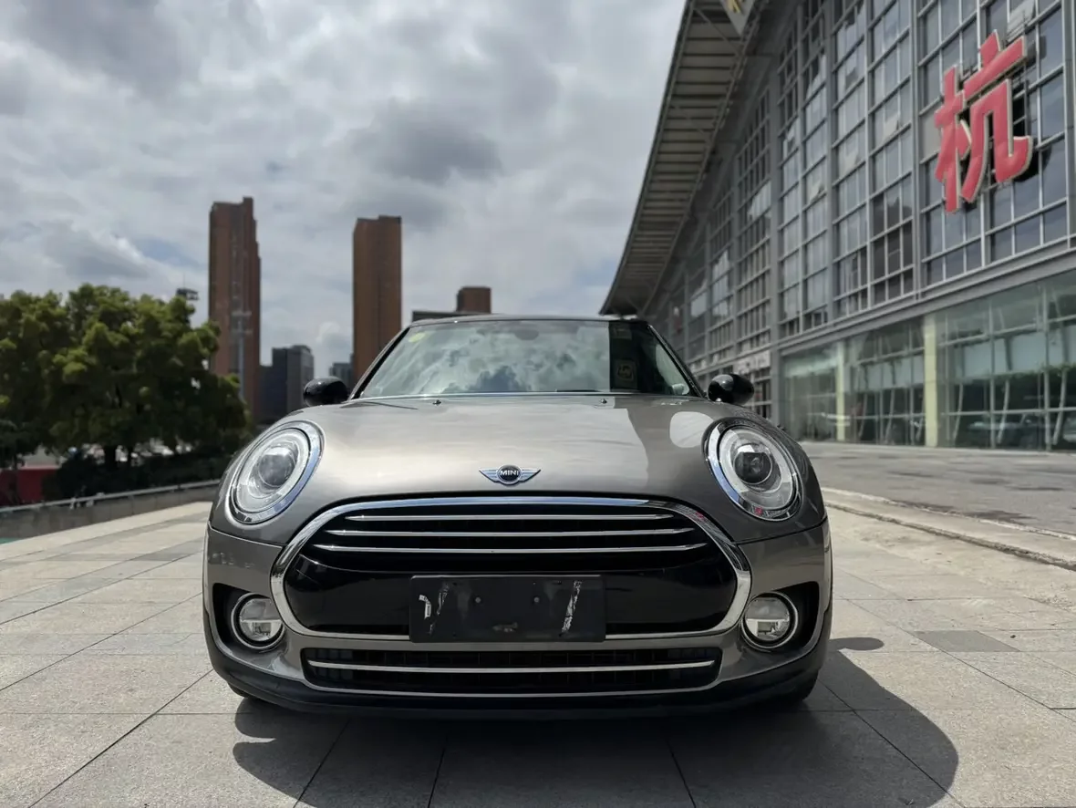 MINI CLUBMAN