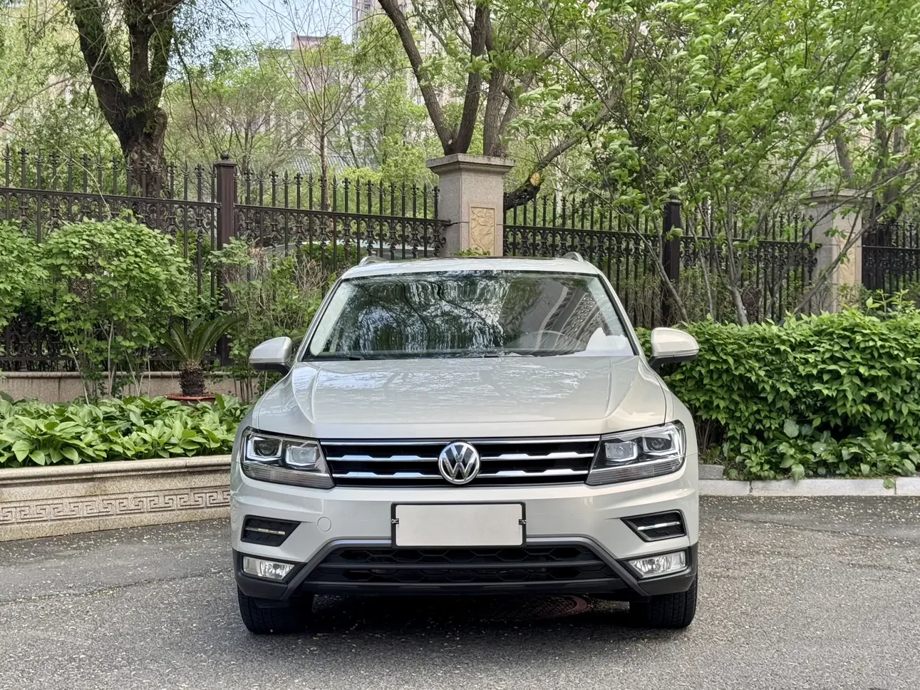 Volkswagen Tiguan L