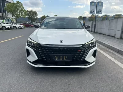Dongfeng Yixuan MAX