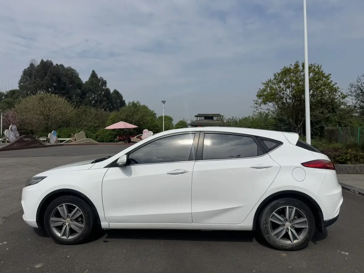 Changan Eado XT