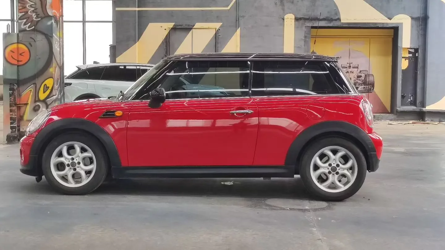MINI 