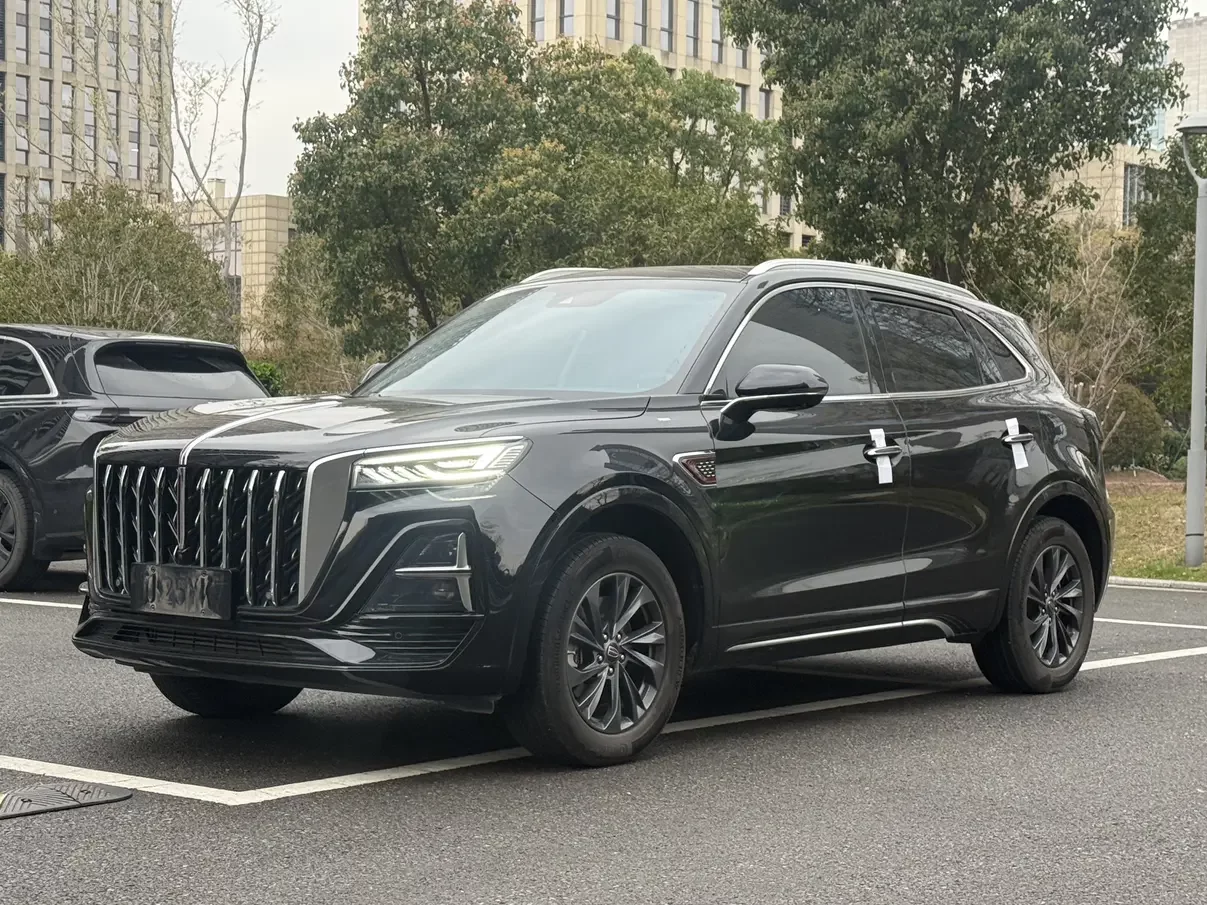 Hongqi HS5