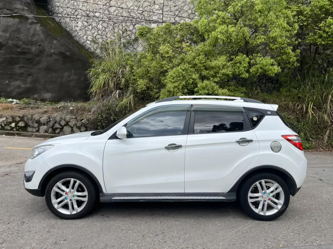 Changan CS35