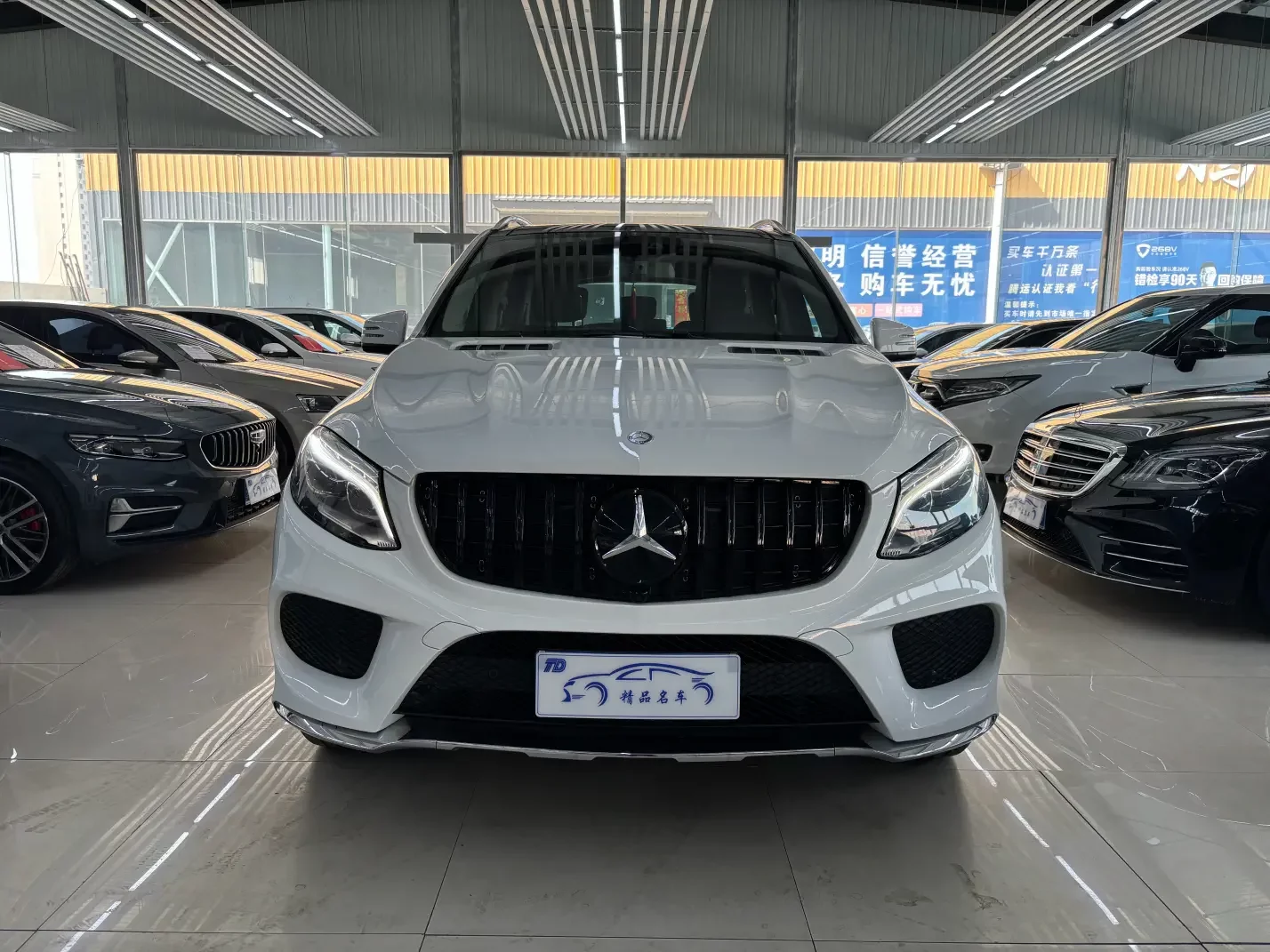 Mercedes-Benz GLE (Imported)