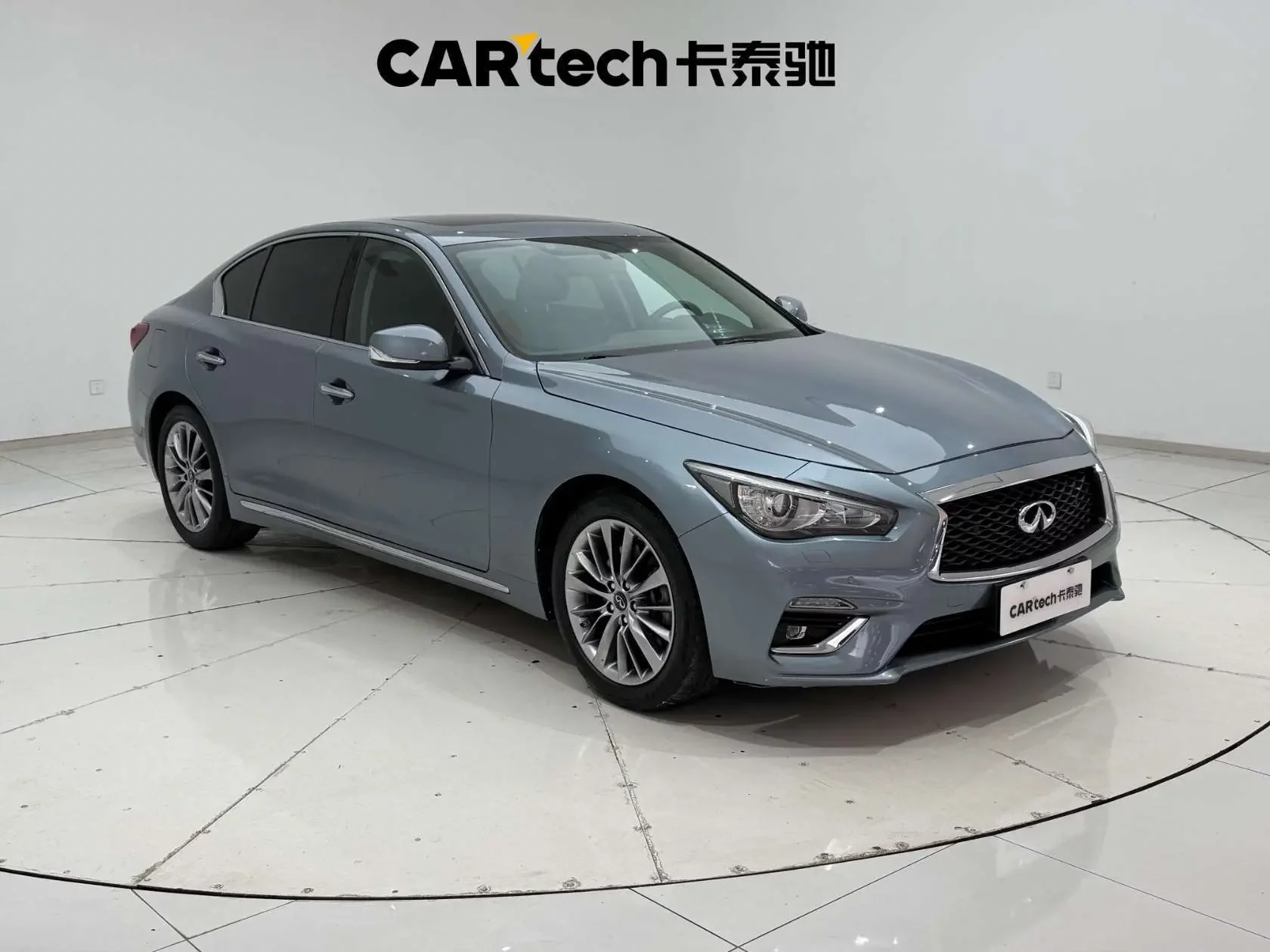 Infiniti Q50L