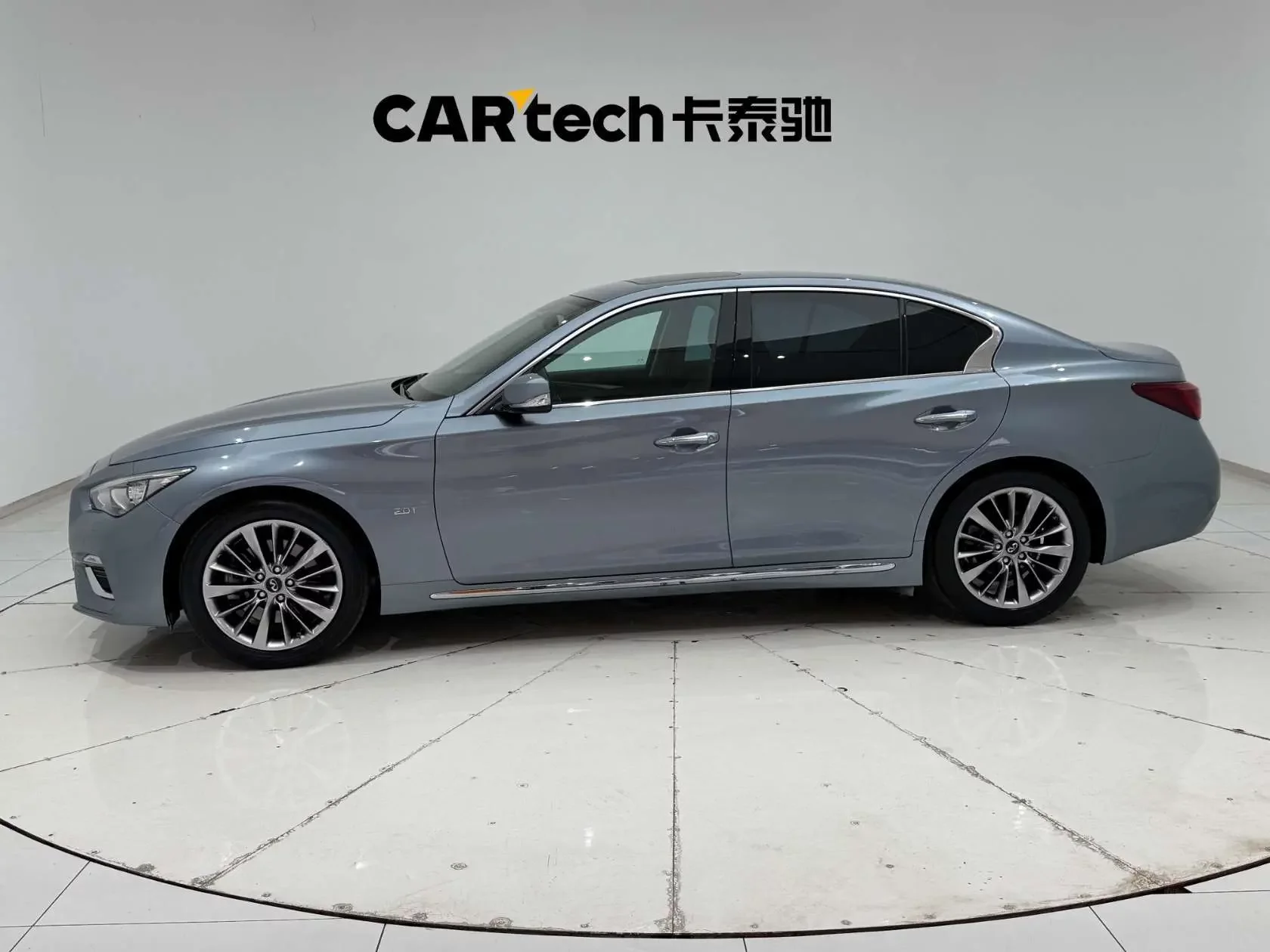 Infiniti Q50L