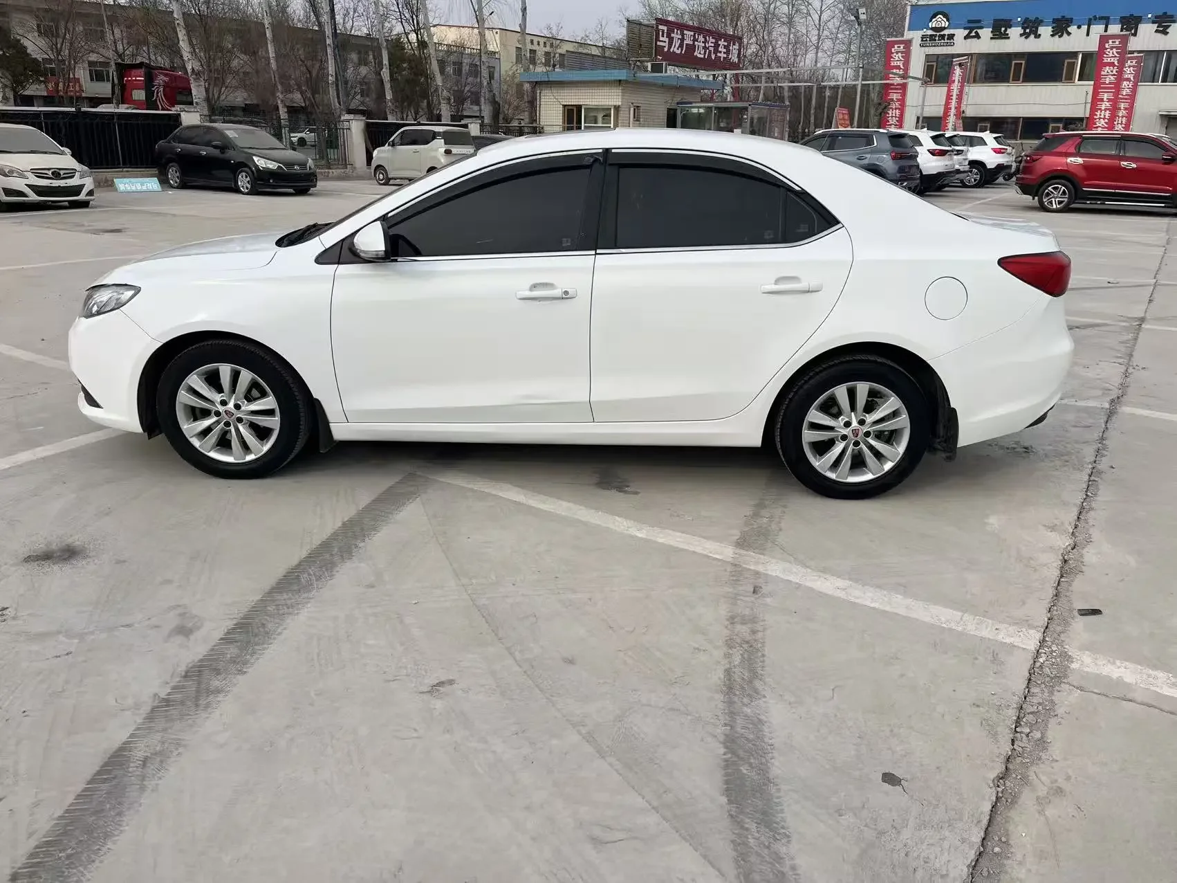 Roewe 360