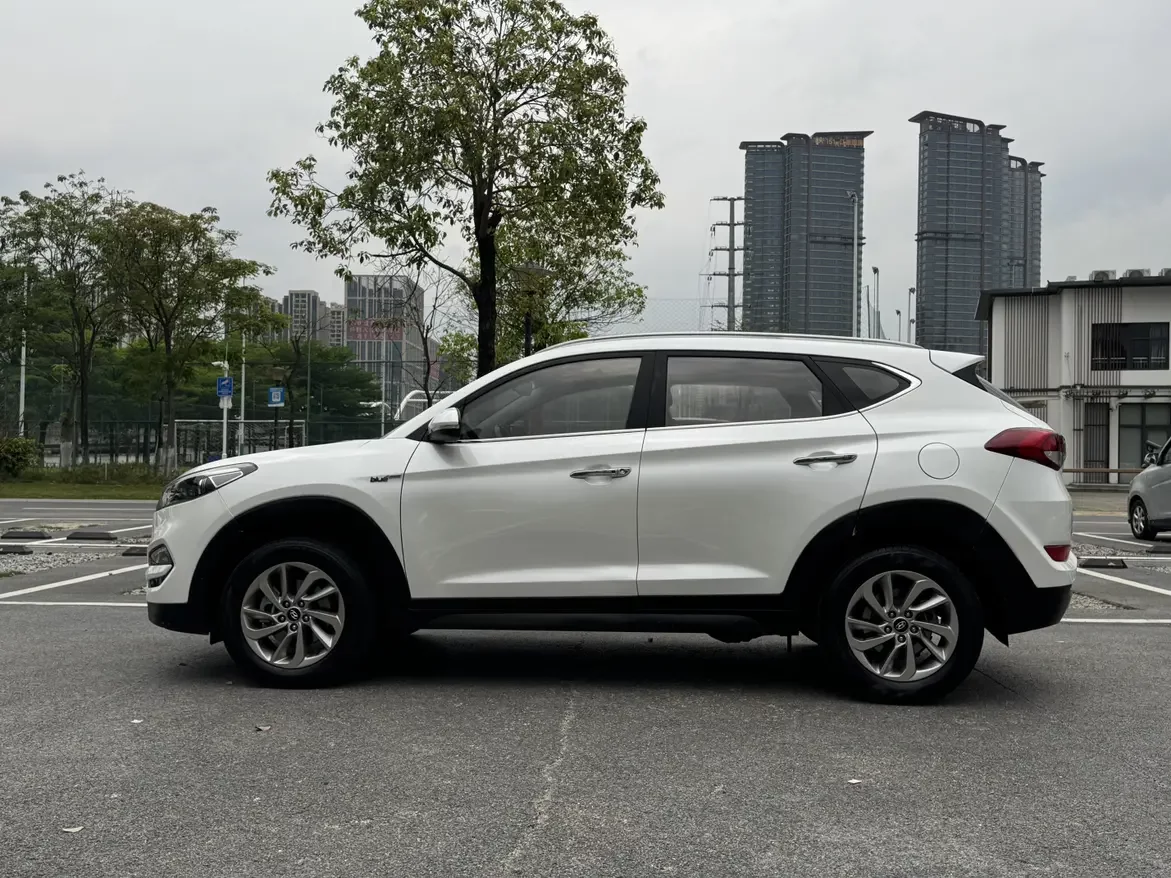 Hyundai Tucson L