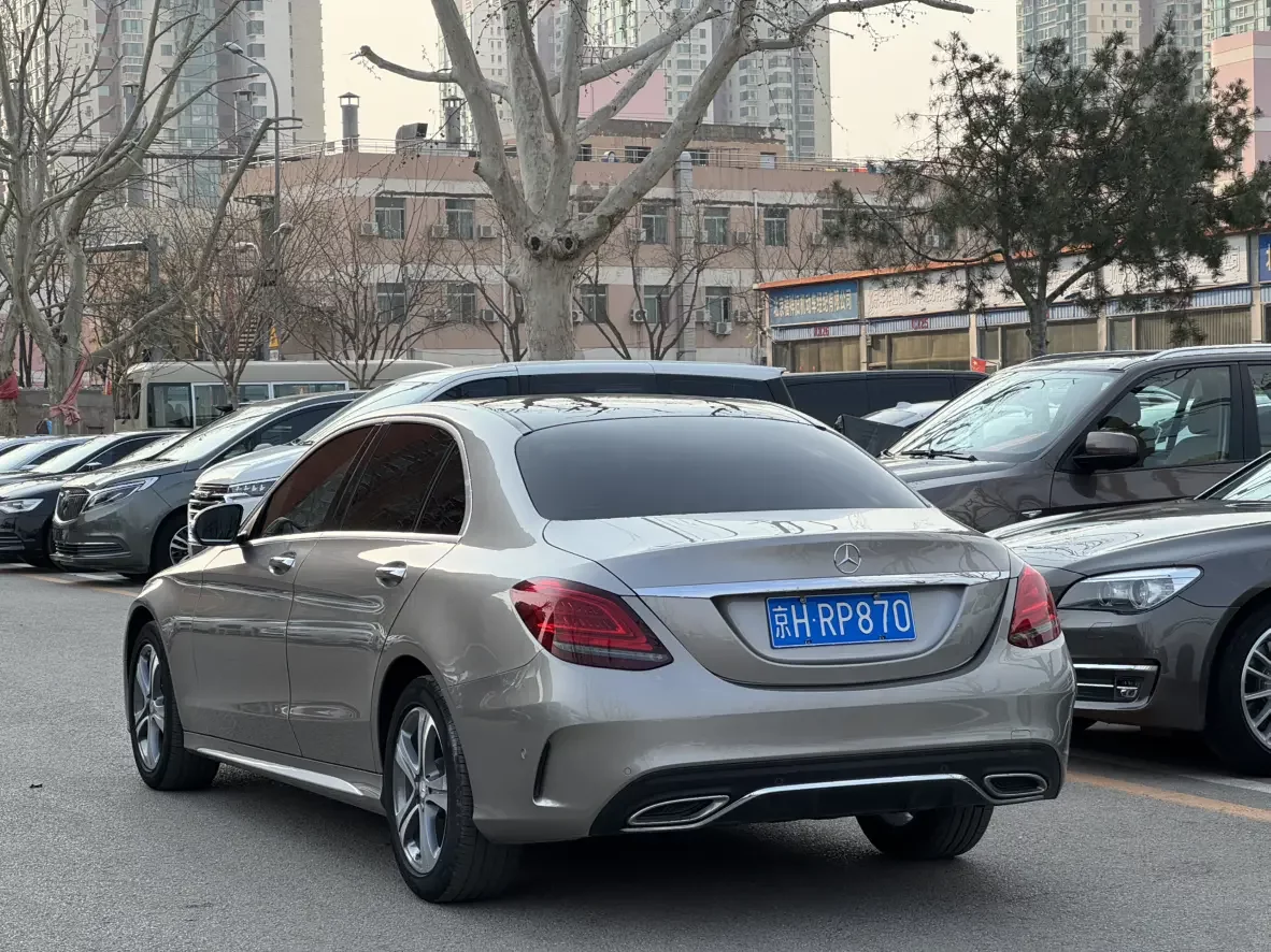 Mercedes-Benz C Class