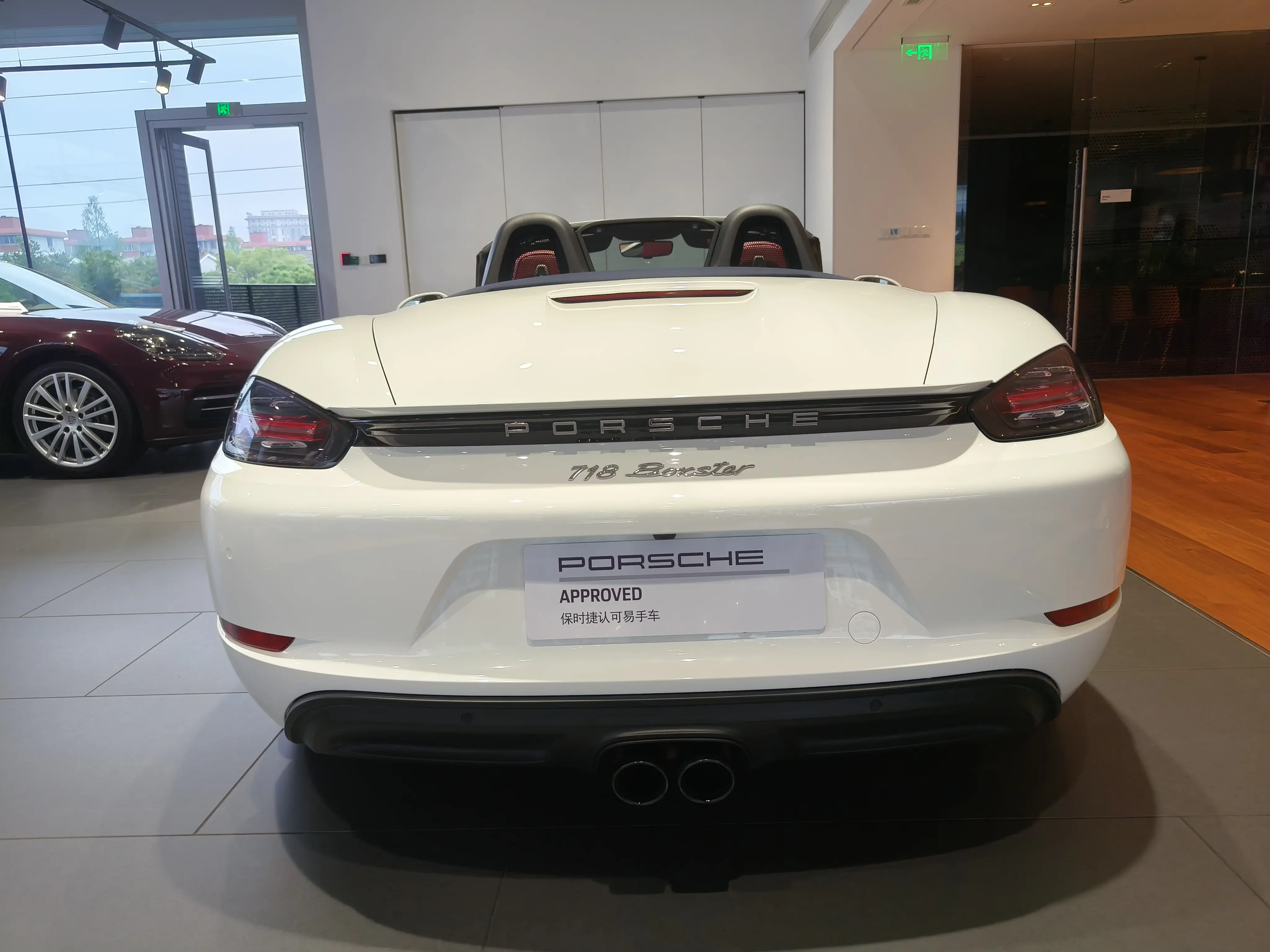Porsche 718