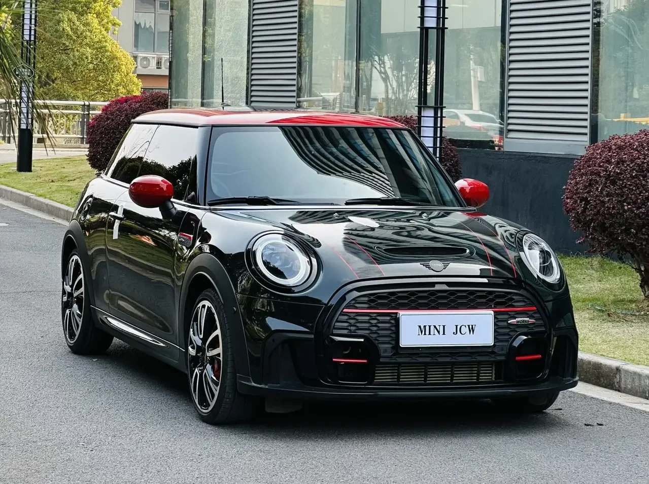 MINI JCW