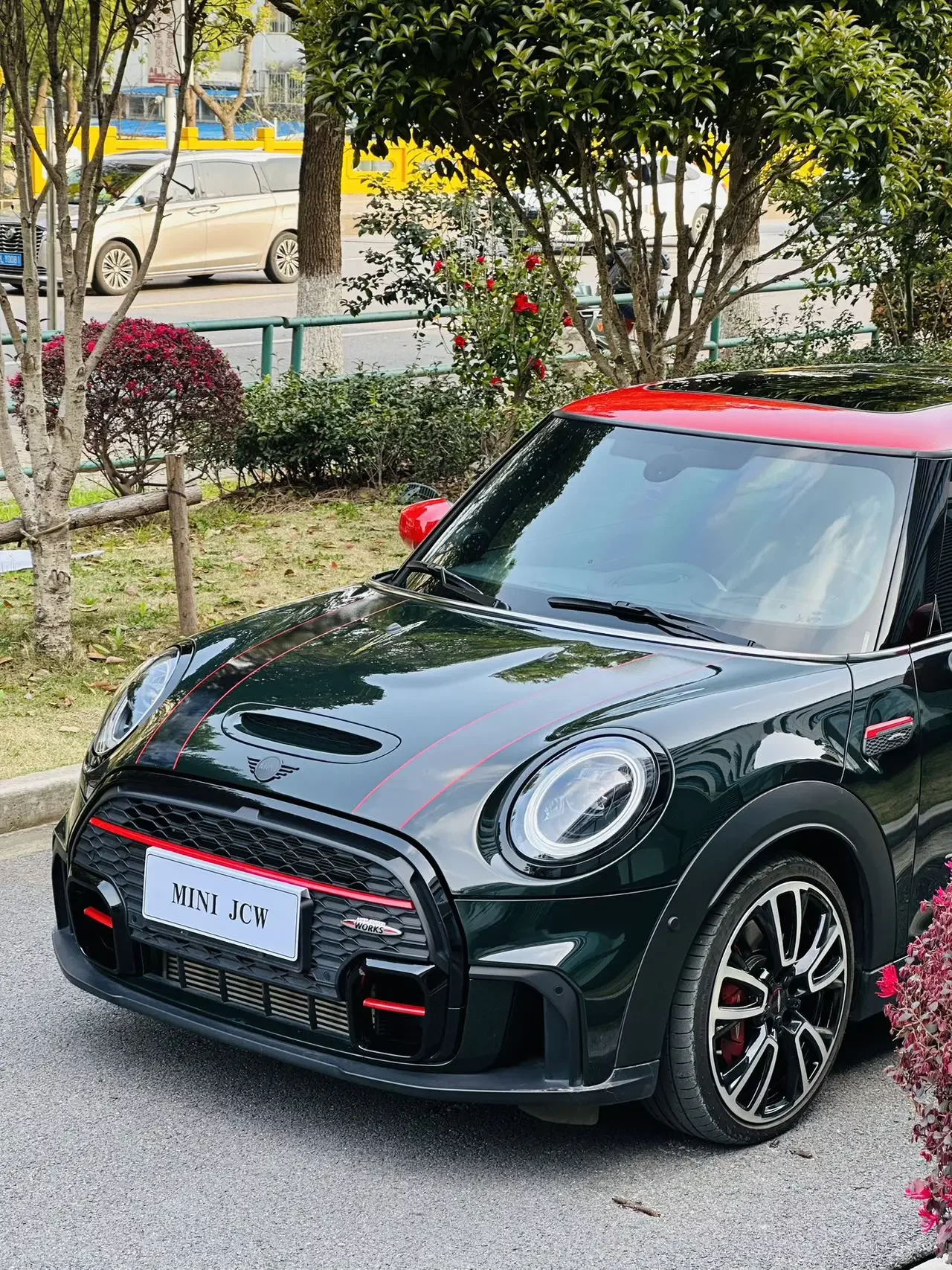 MINI JCW