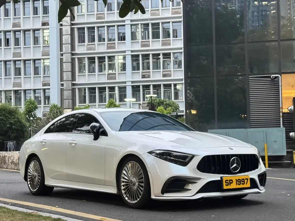 Mercedes-Benz CLS